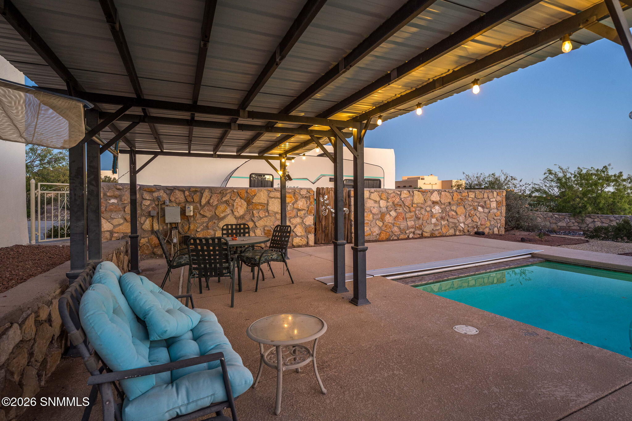 56-web-or-mls-Snappin Homes (Superstitio