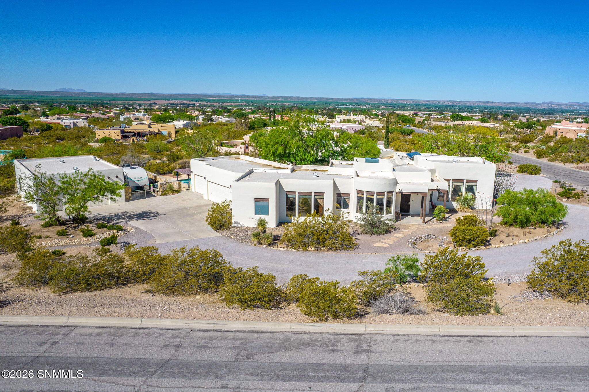 70-web-or-mls-Snappin Homes (Superstitio