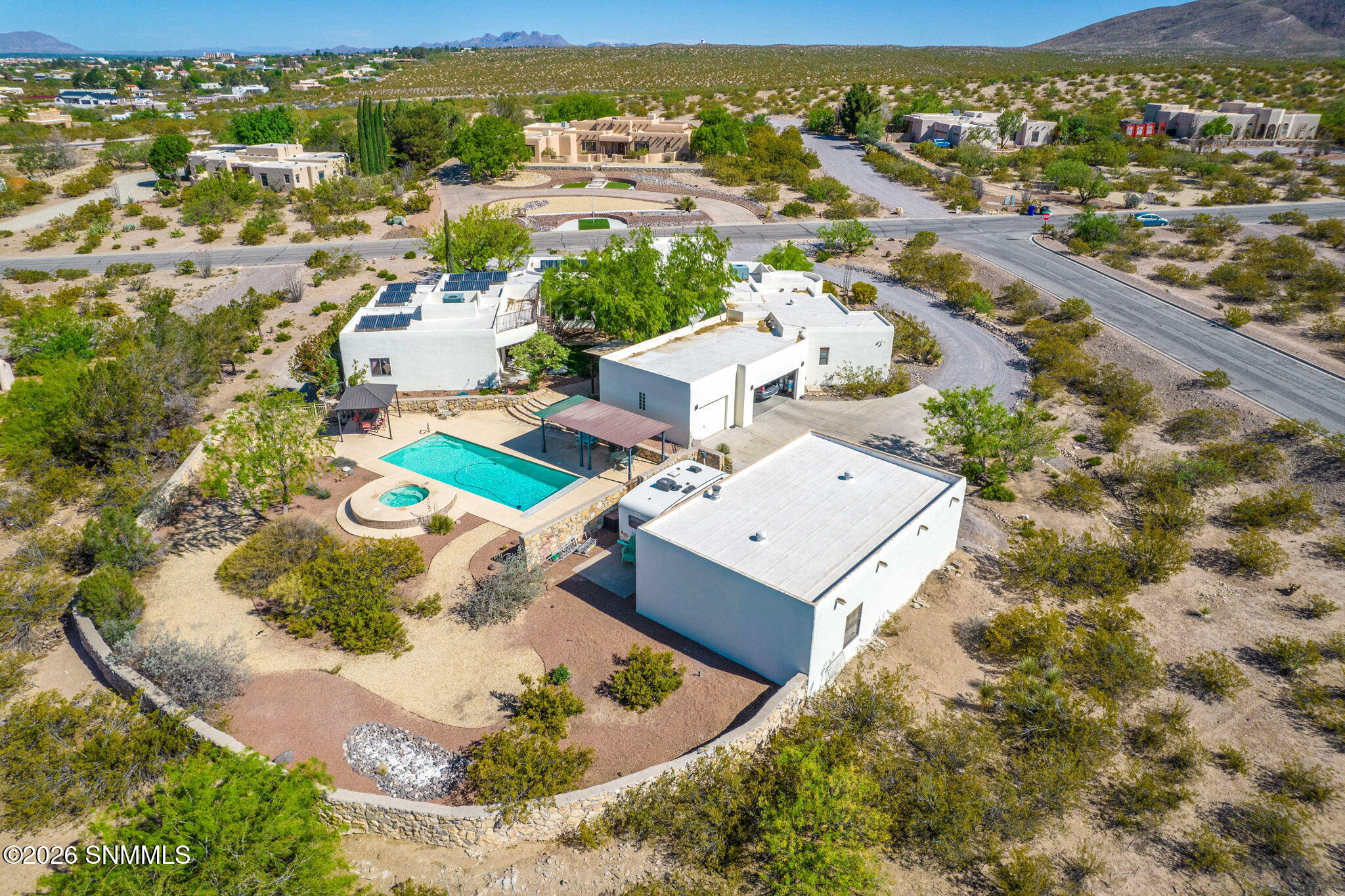 76-web-or-mls-Snappin Homes (Superstitio
