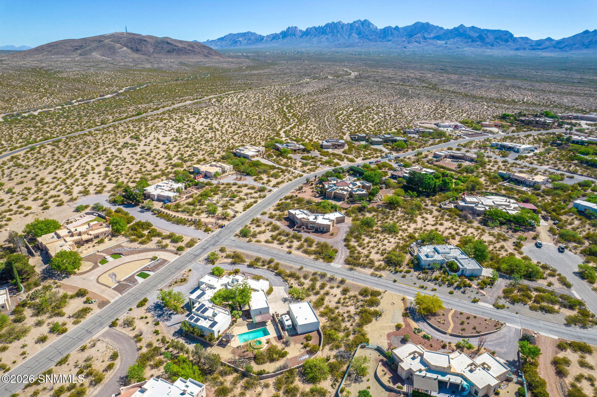 84-web-or-mls-Snappin Homes (Superstitio