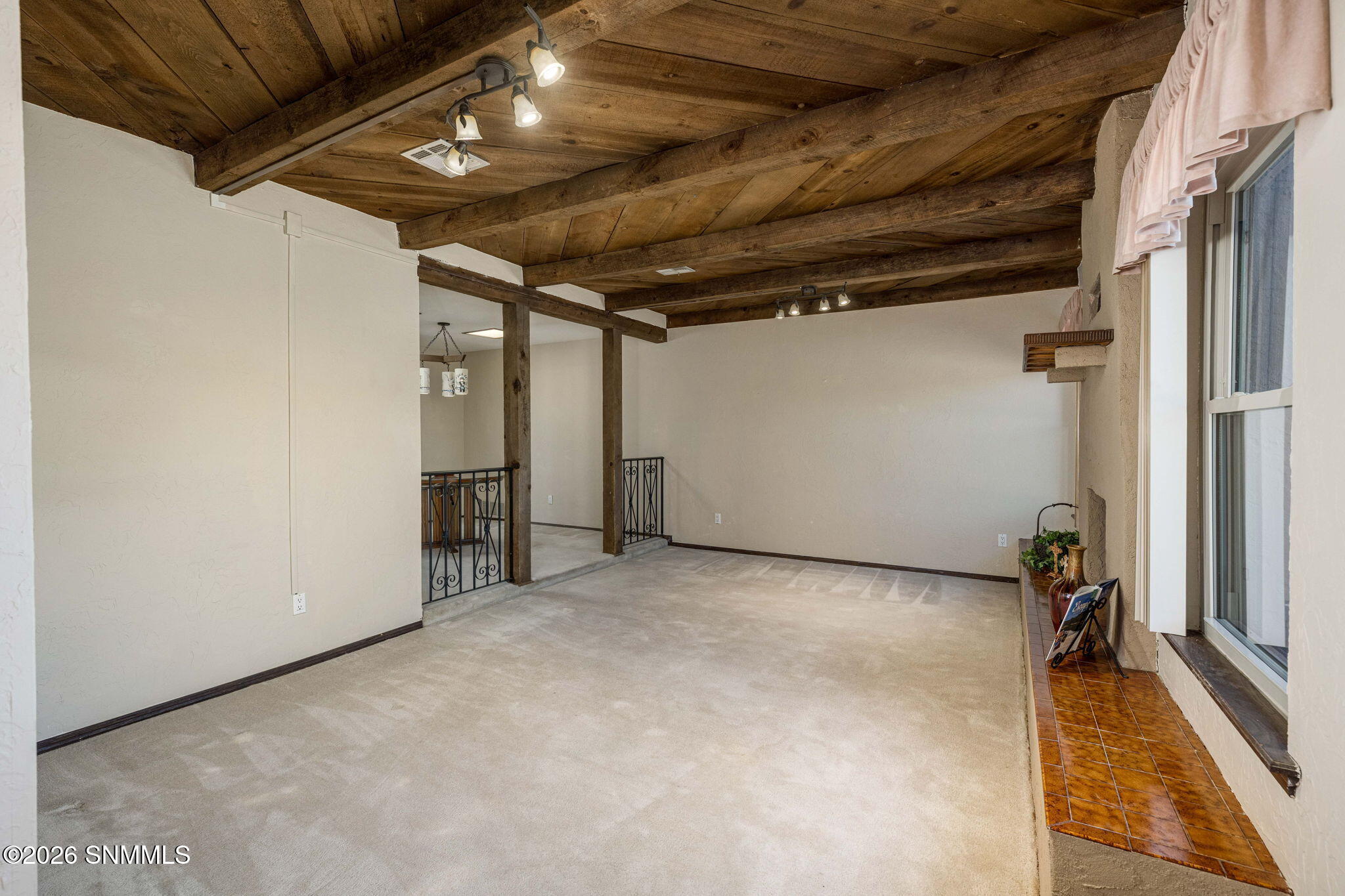 6-web-or-mls-Snappin Homes (LasTunas1844