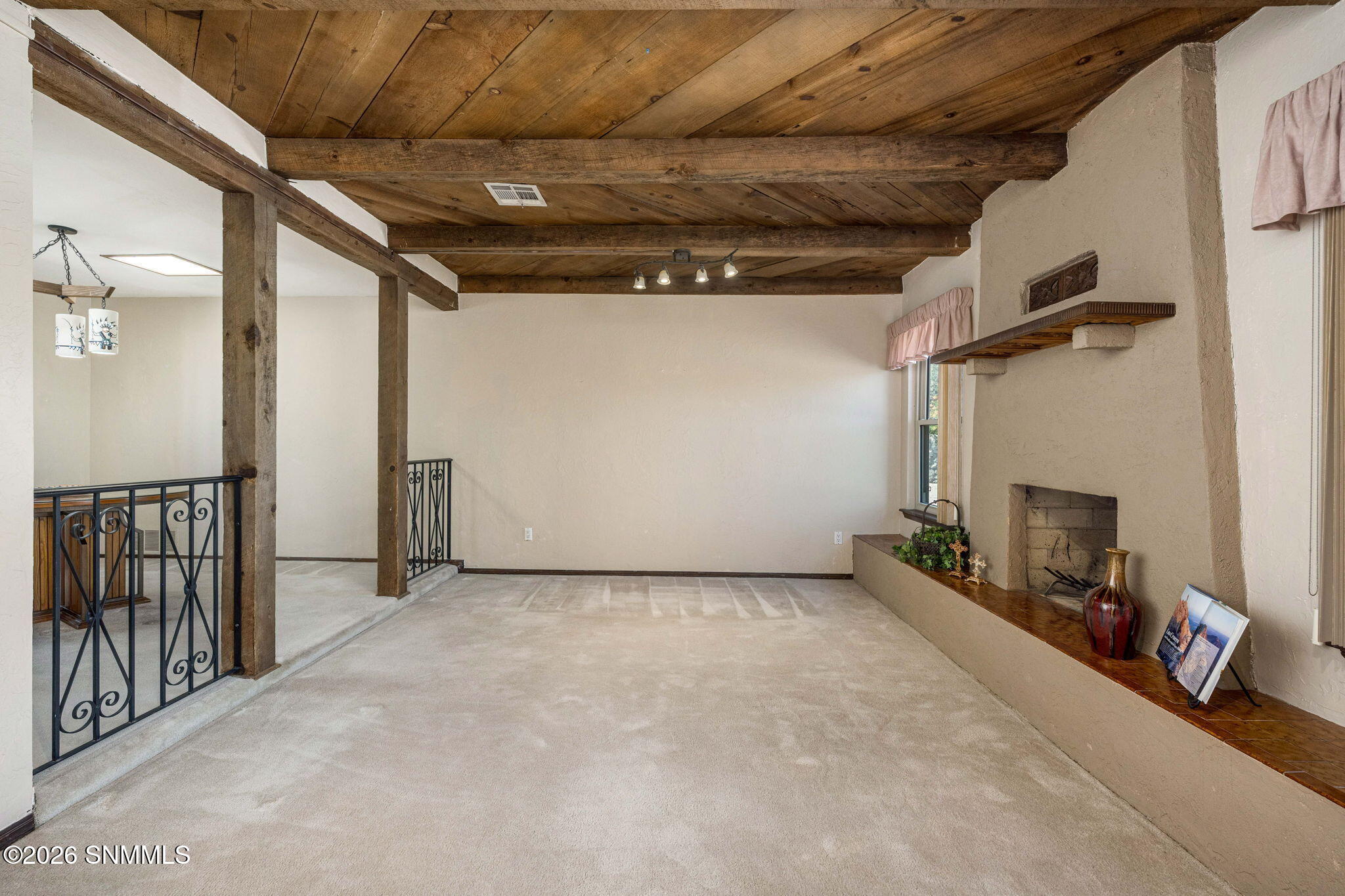 7-web-or-mls-Snappin Homes (LasTunas1844