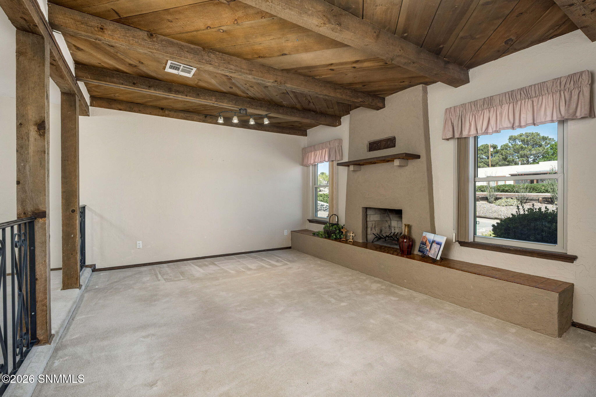 8-web-or-mls-Snappin Homes (LasTunas1844