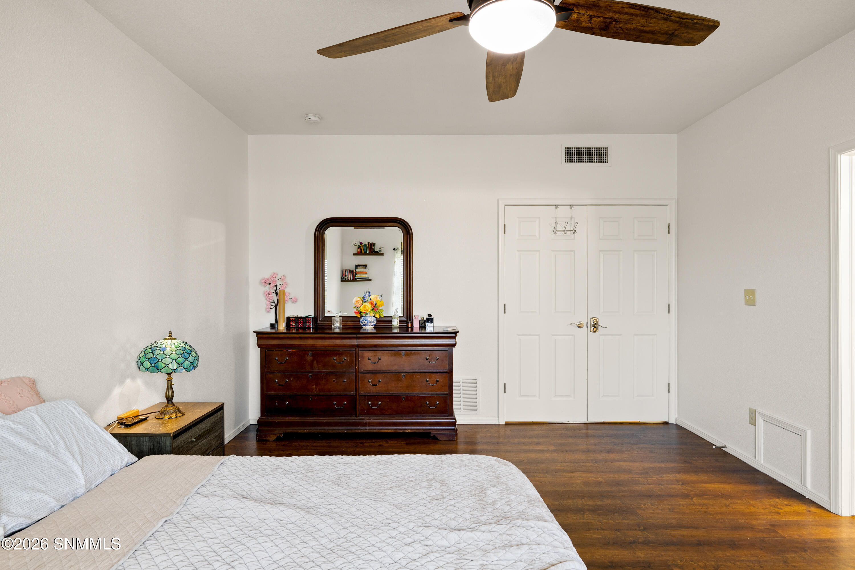 3823-Imperial-MLS-Camera-Guy-26