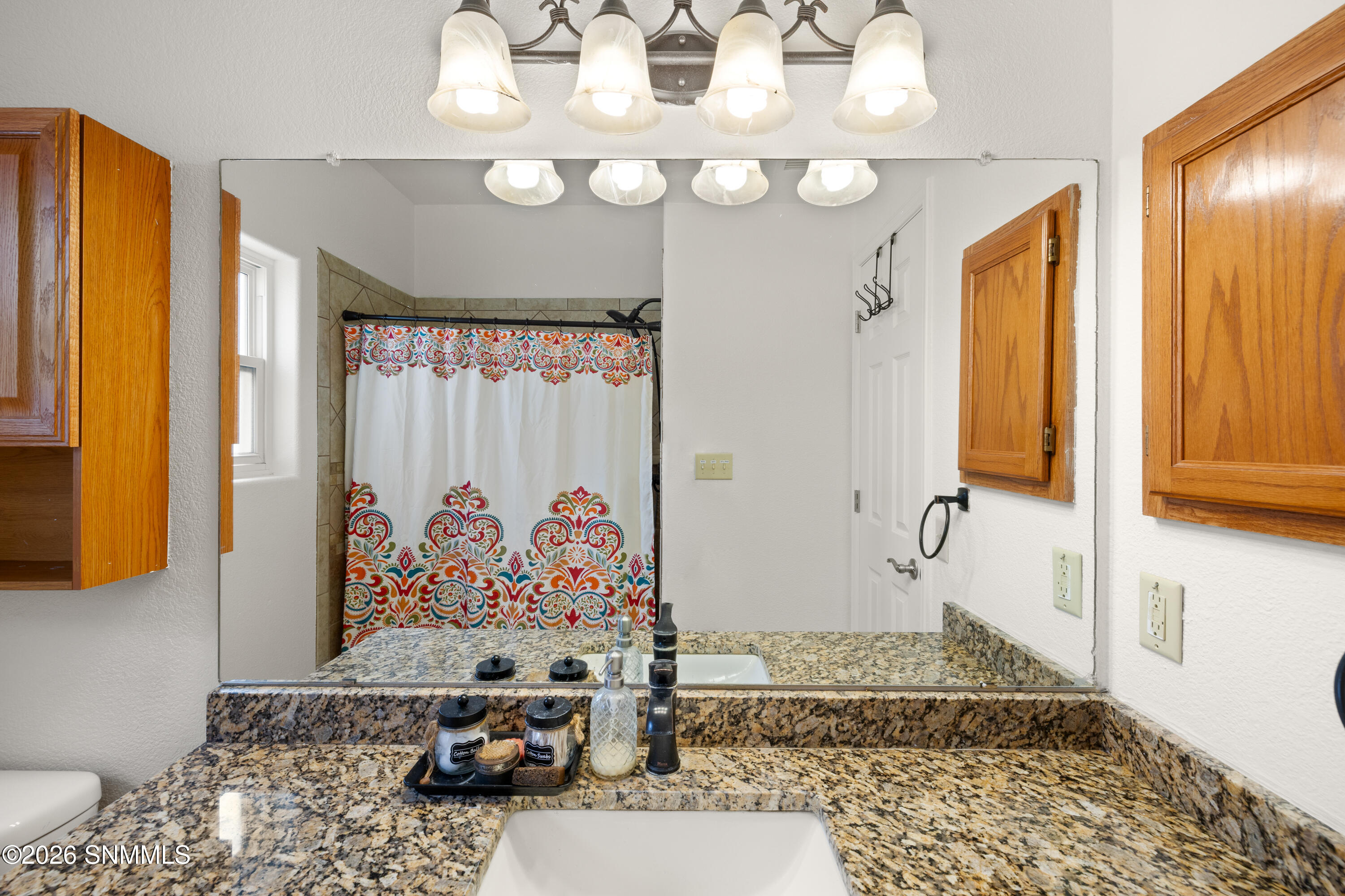 3823-Imperial-MLS-Camera-Guy-16