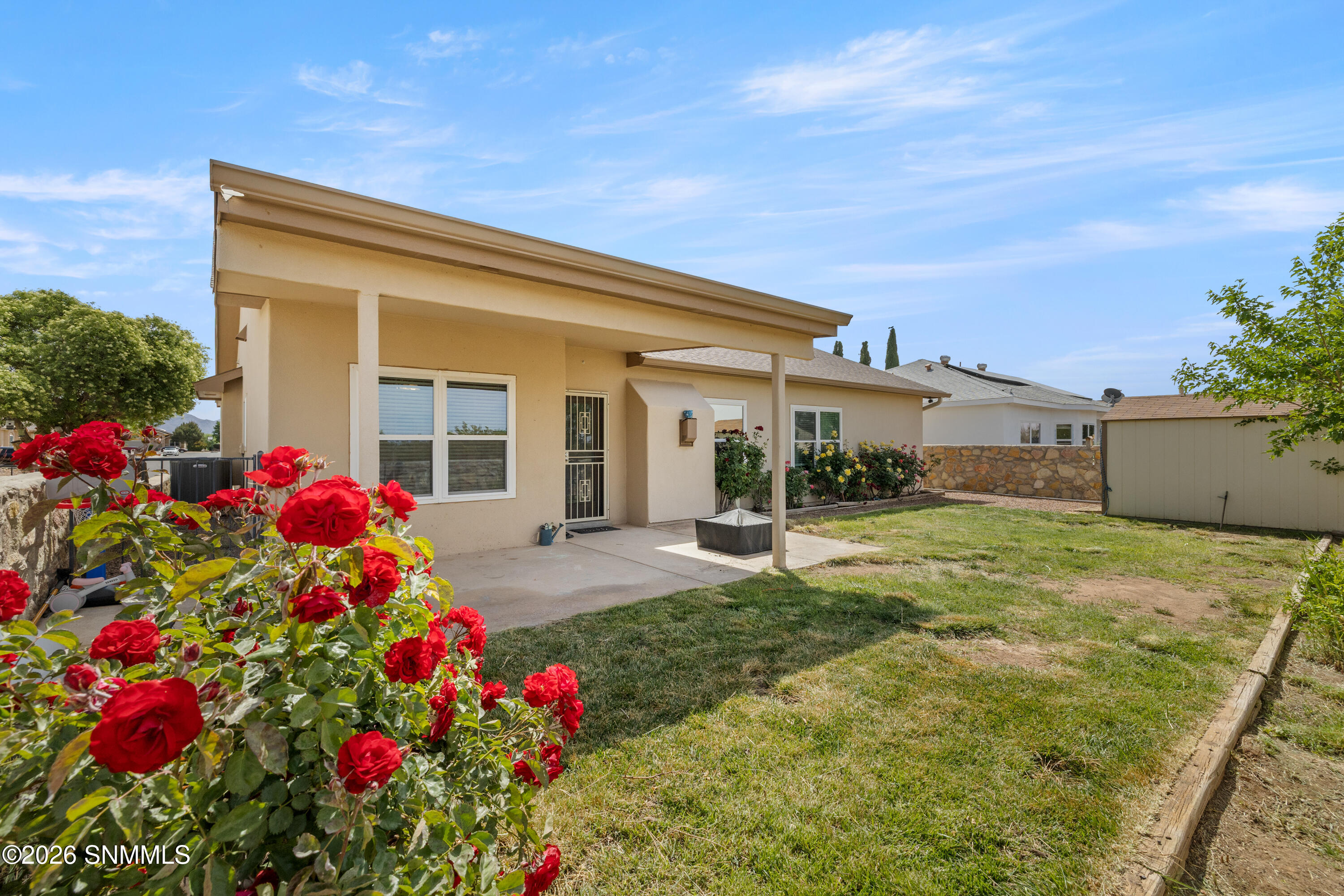 3823-Imperial-MLS-Camera-Guy-28