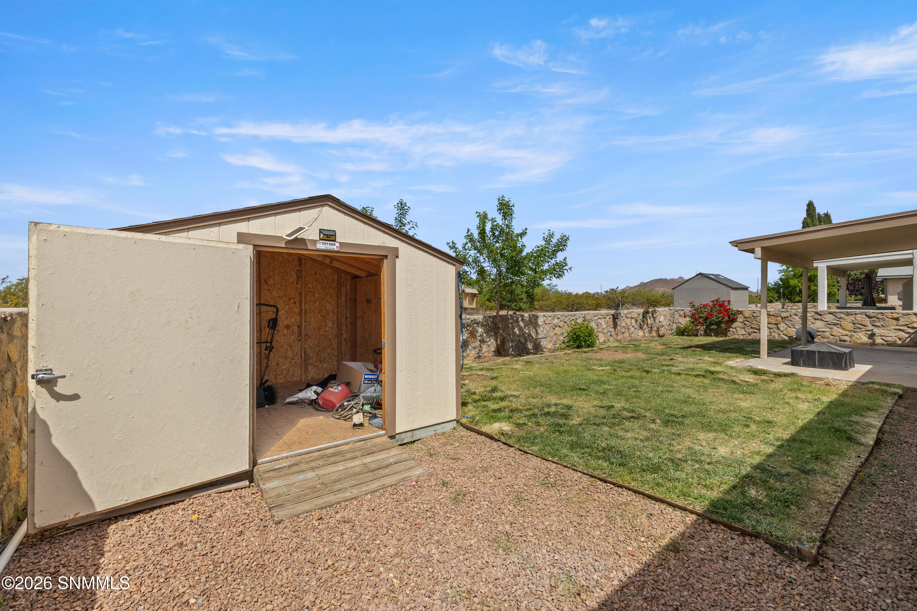 3823-Imperial-MLS-Camera-Guy-31