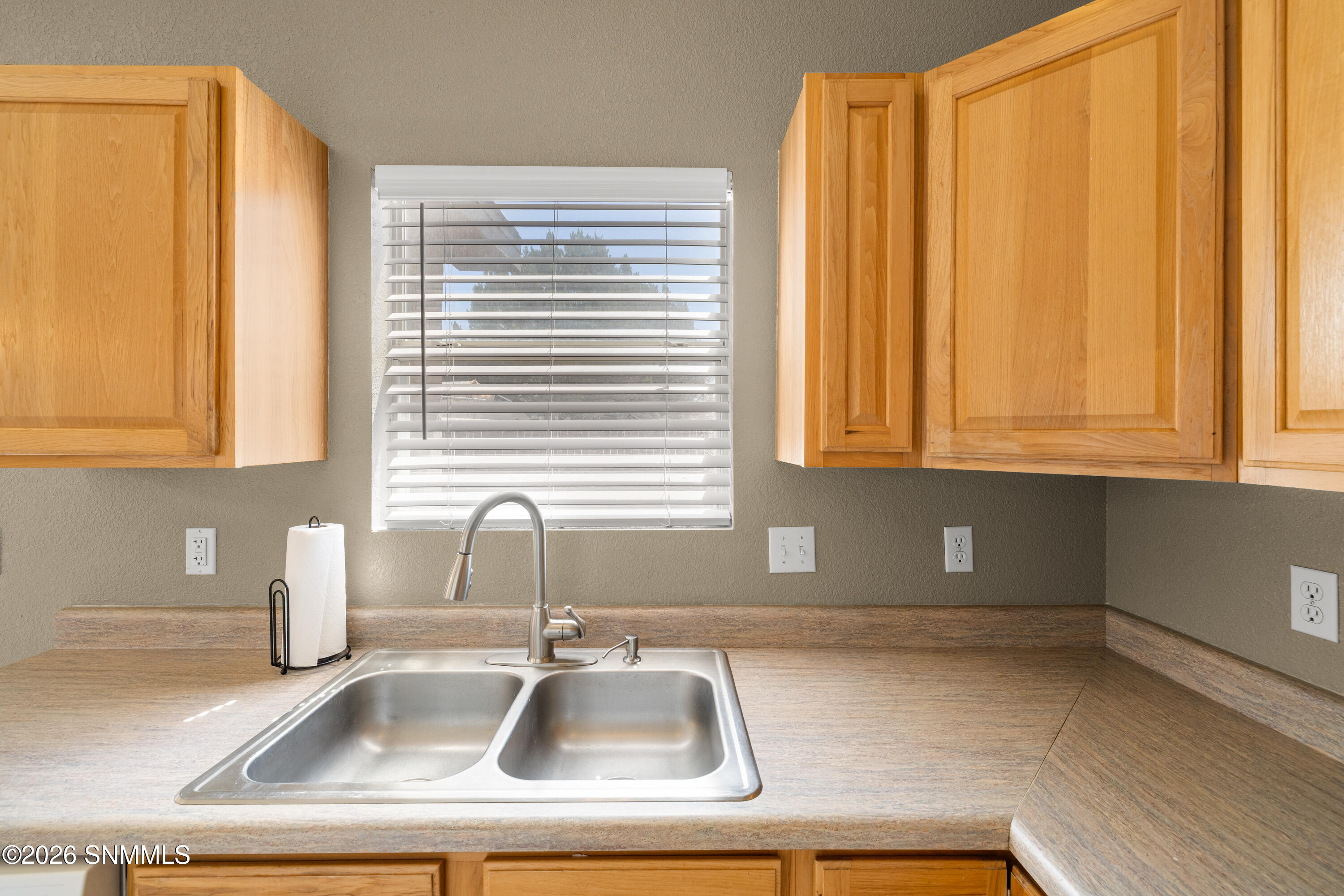 3731-Stoneway-MLS-Camera-Guy-10