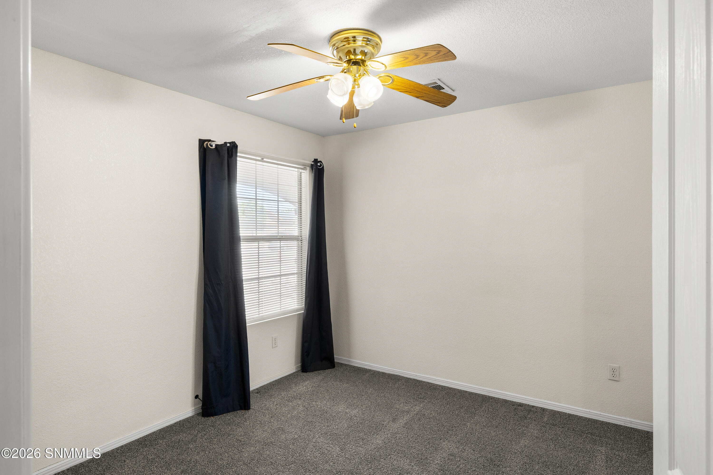 3731-Stoneway-MLS-Camera-Guy-23