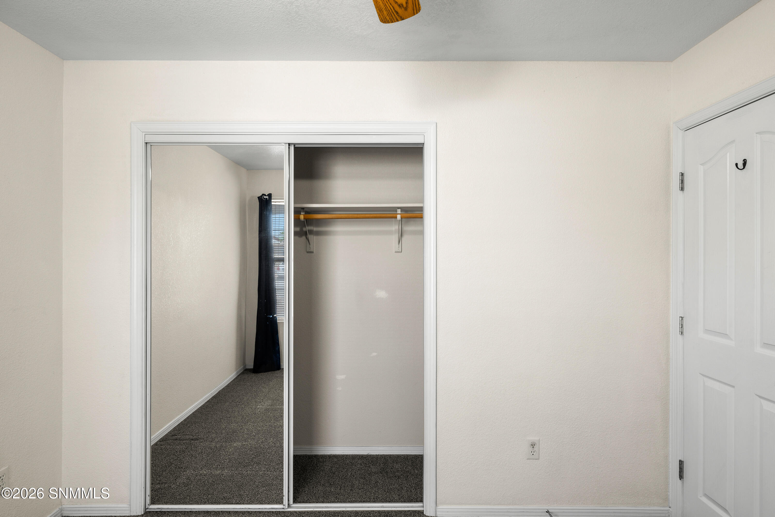 3731-Stoneway-MLS-Camera-Guy-24