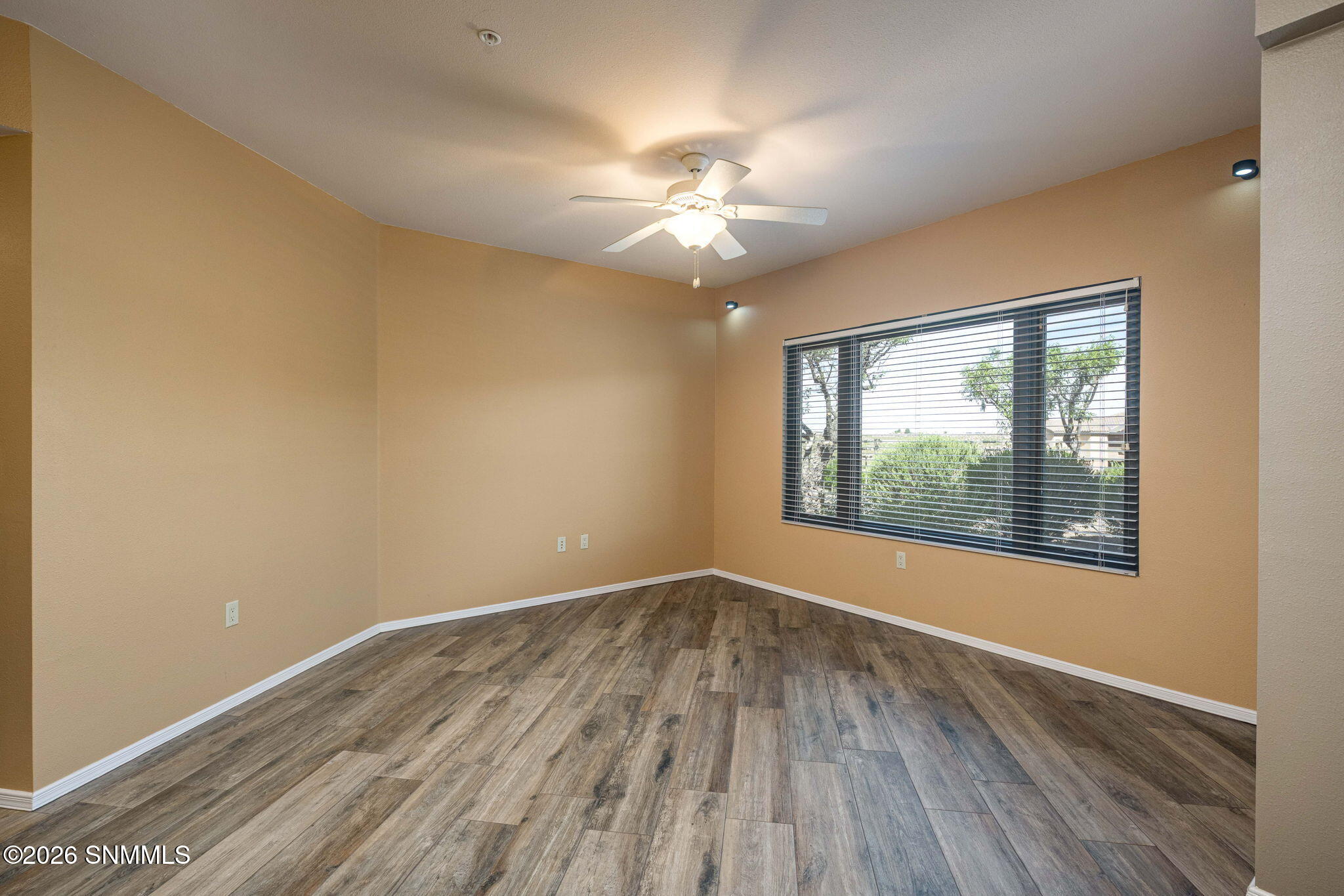 6-web-or-mls-Snappin Homes (Morningstar3