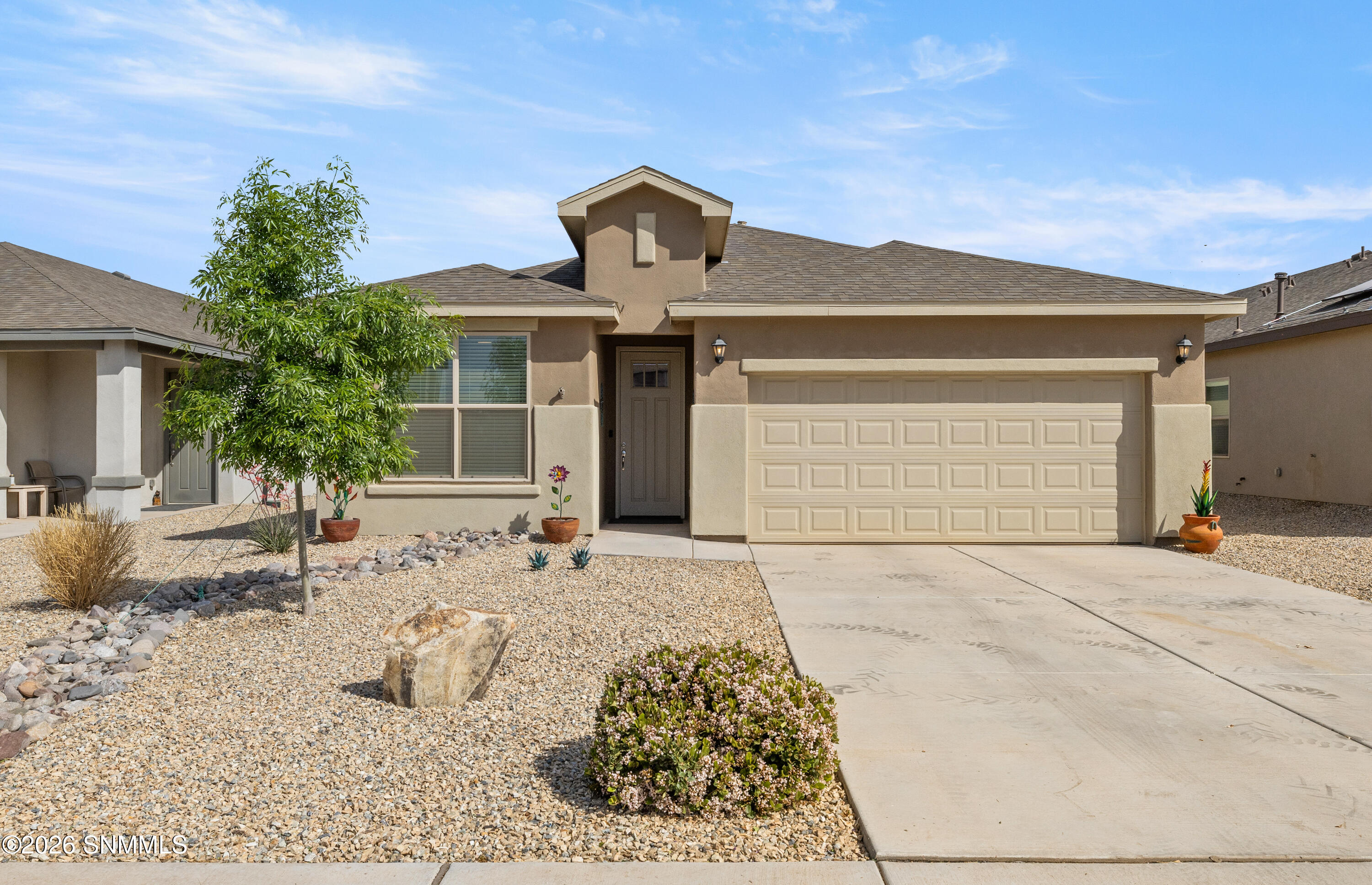 2840-Aragon-MLS-Camera-Guy-1