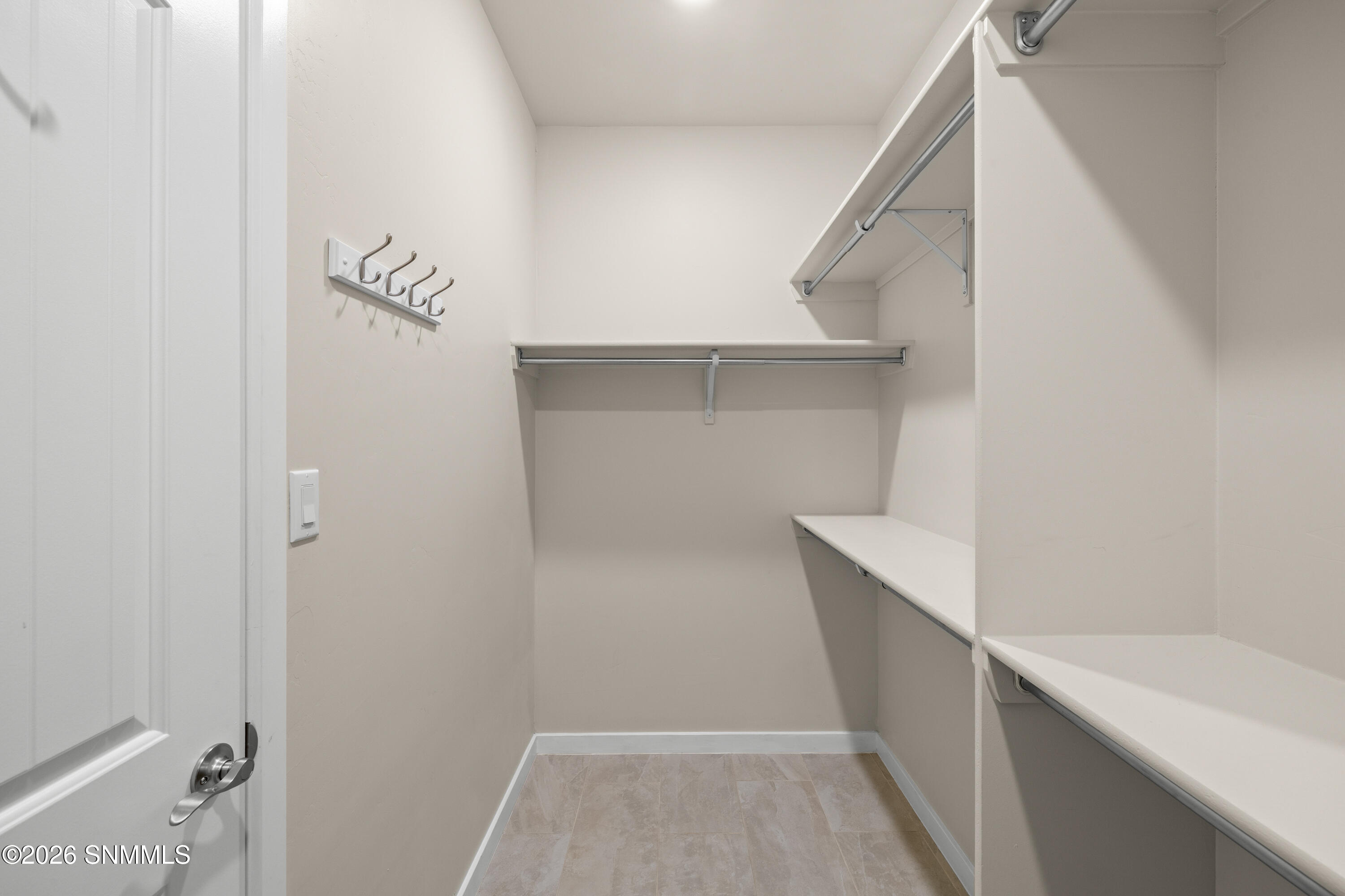 2840-Aragon-MLS-Camera-Guy-26