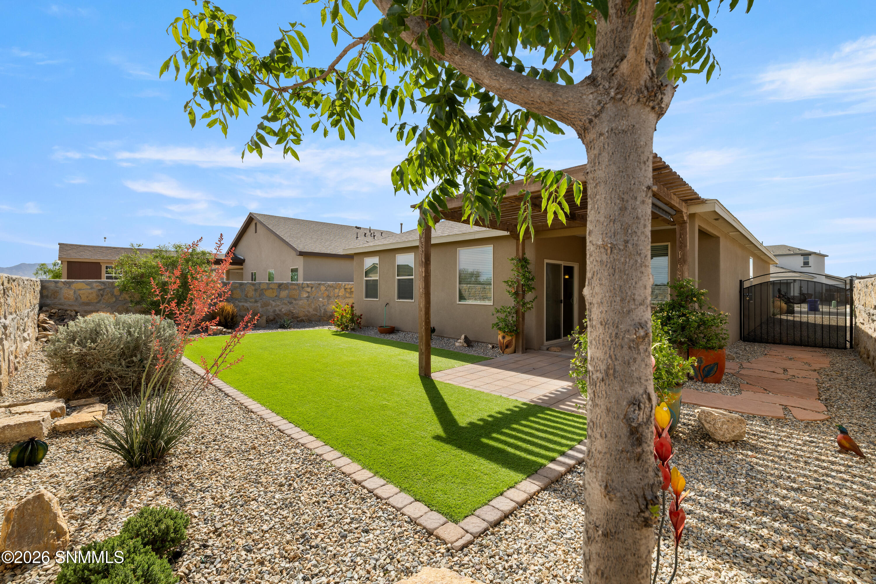 2840-Aragon-MLS-Camera-Guy-30