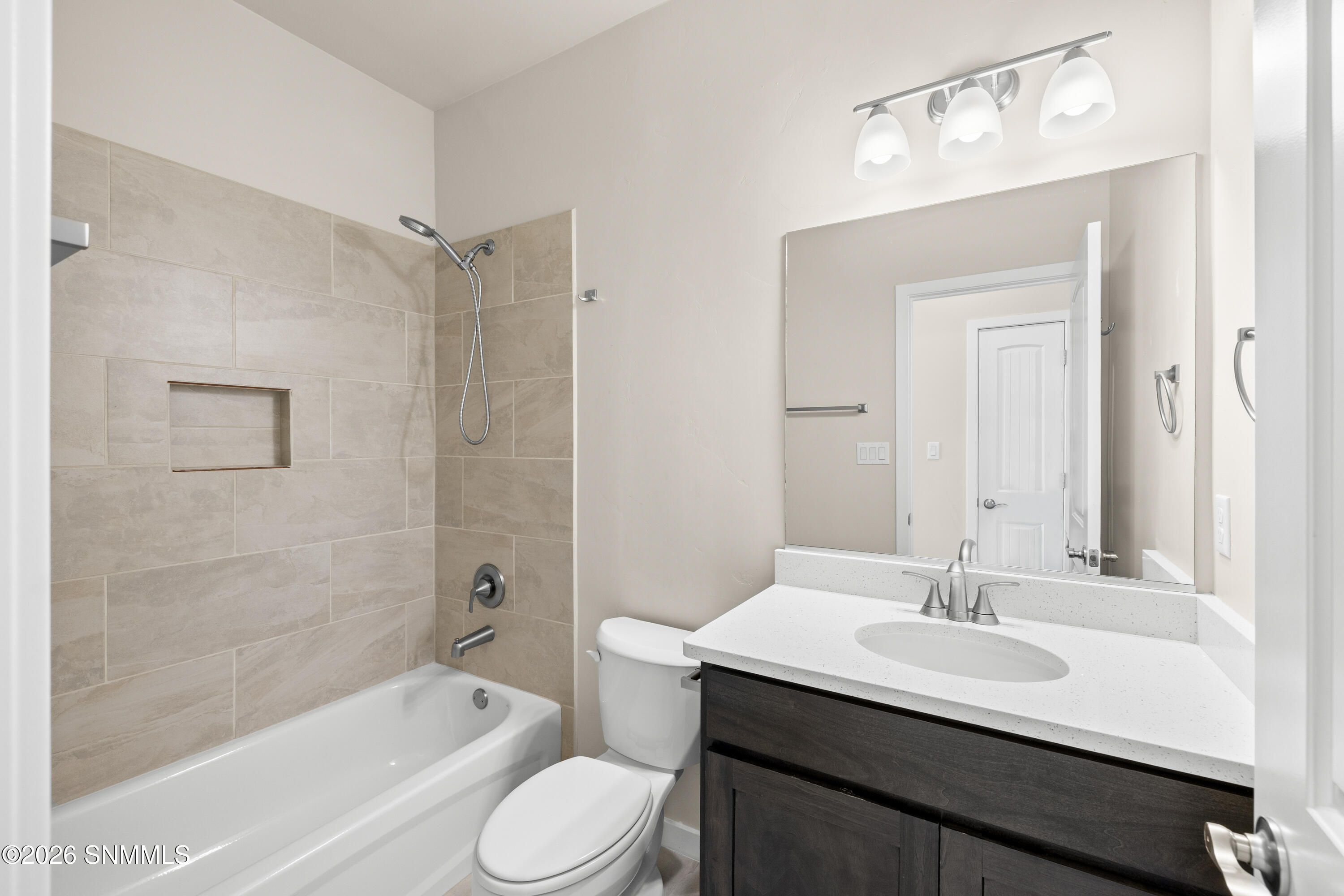 2840-Aragon-MLS-Camera-Guy-10