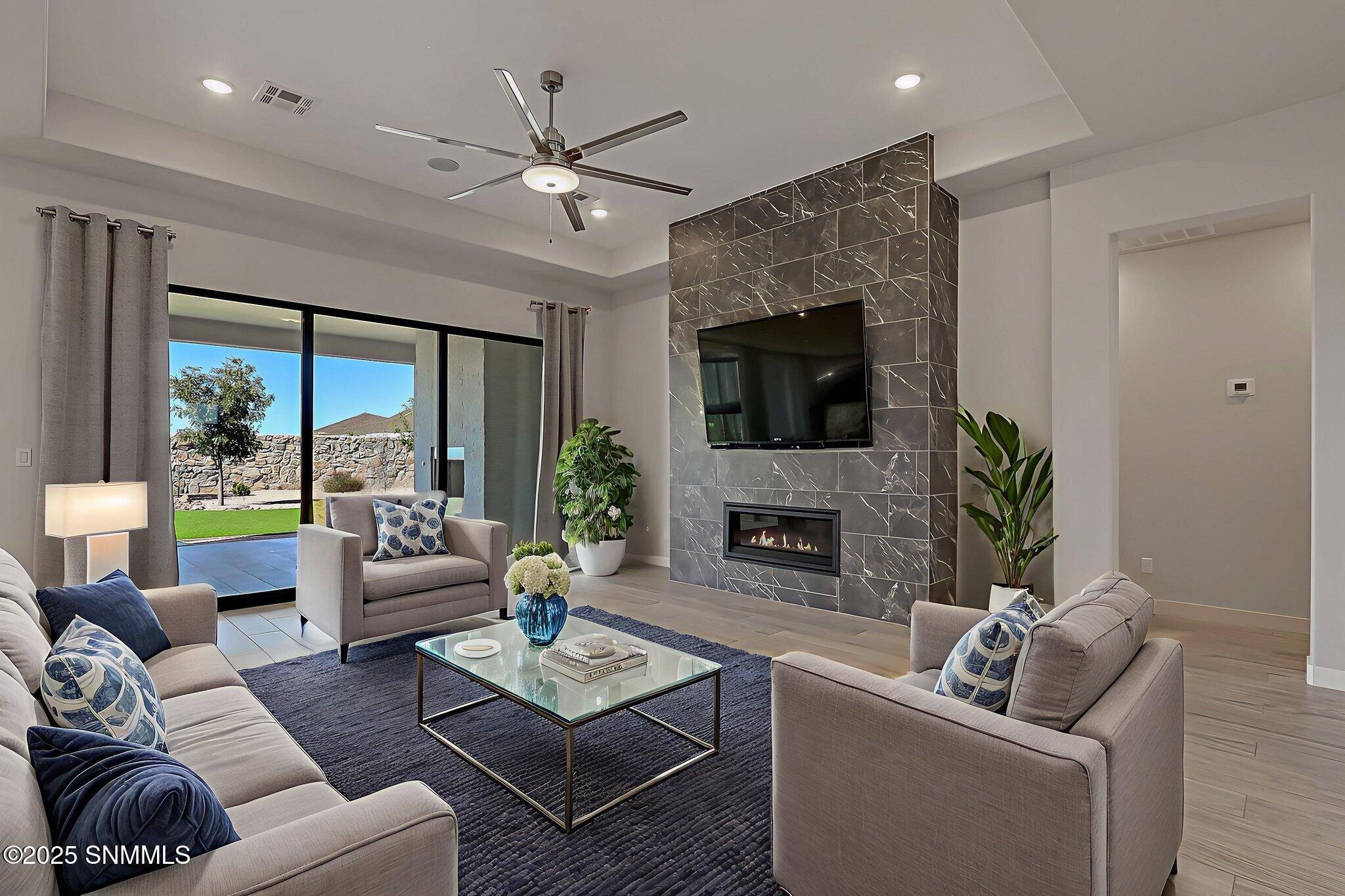 11-web-or-mls-IMG_5744 virtually staged