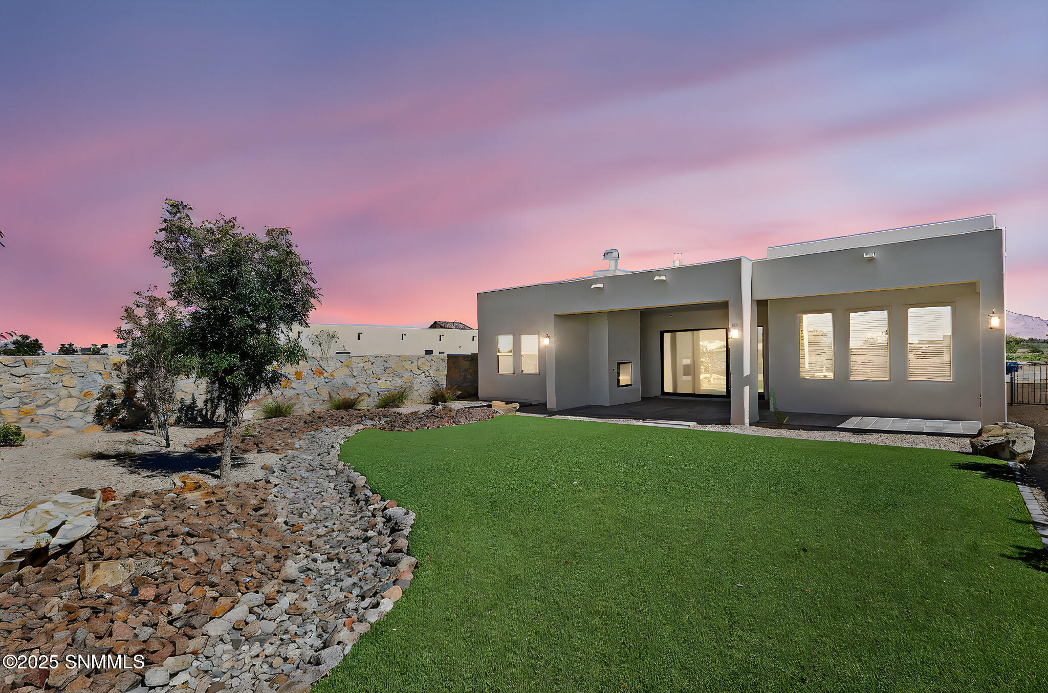 75-web-or-mls-IMG_6128 day to dusk