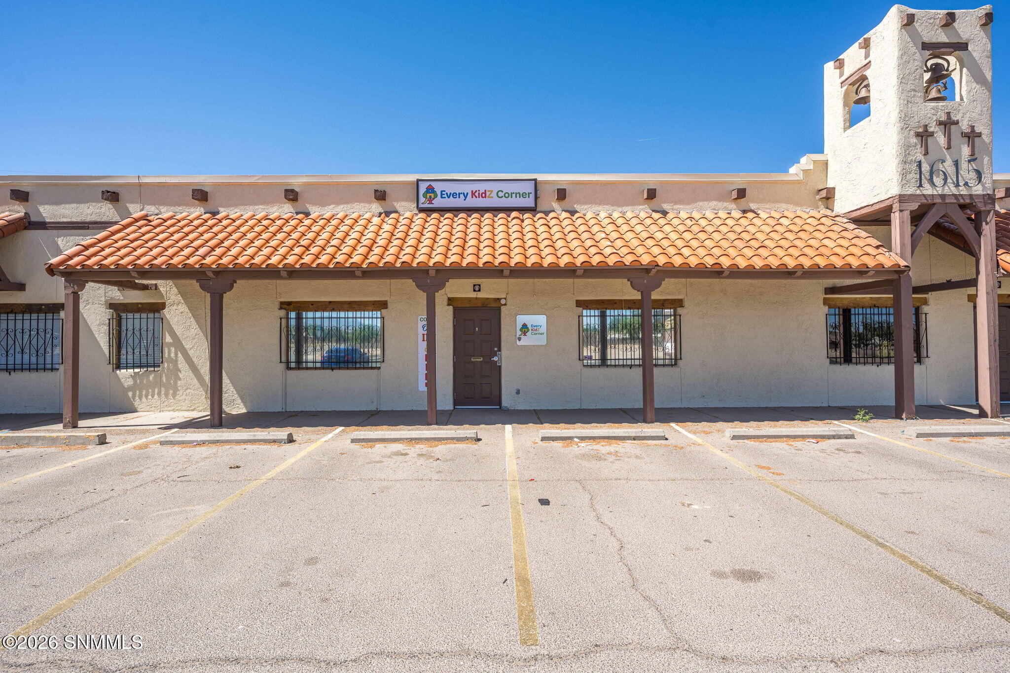 8-web-or-mls-Snappin Homes (SolanoN1615)