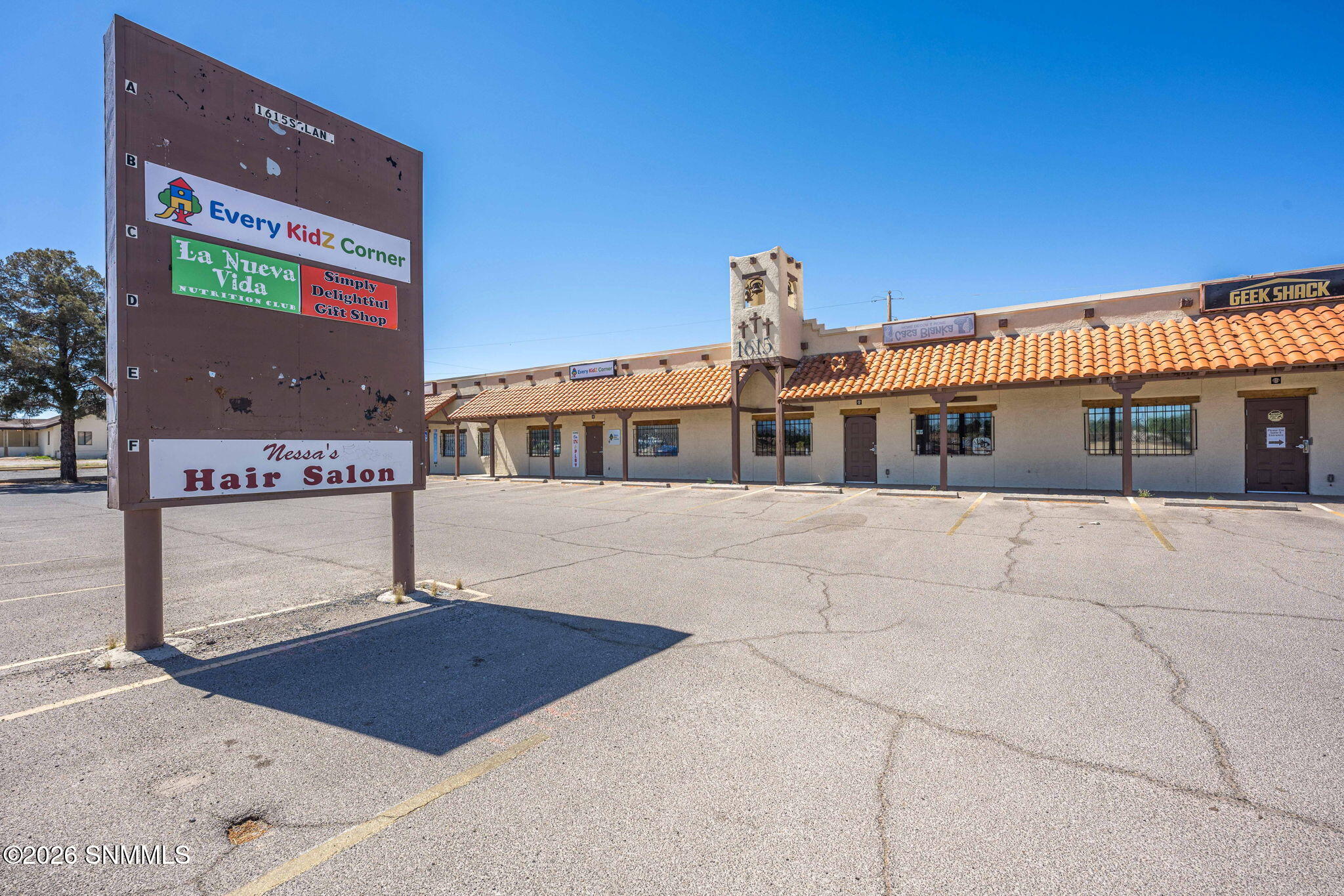 3-web-or-mls-Snappin Homes (SolanoN1615)