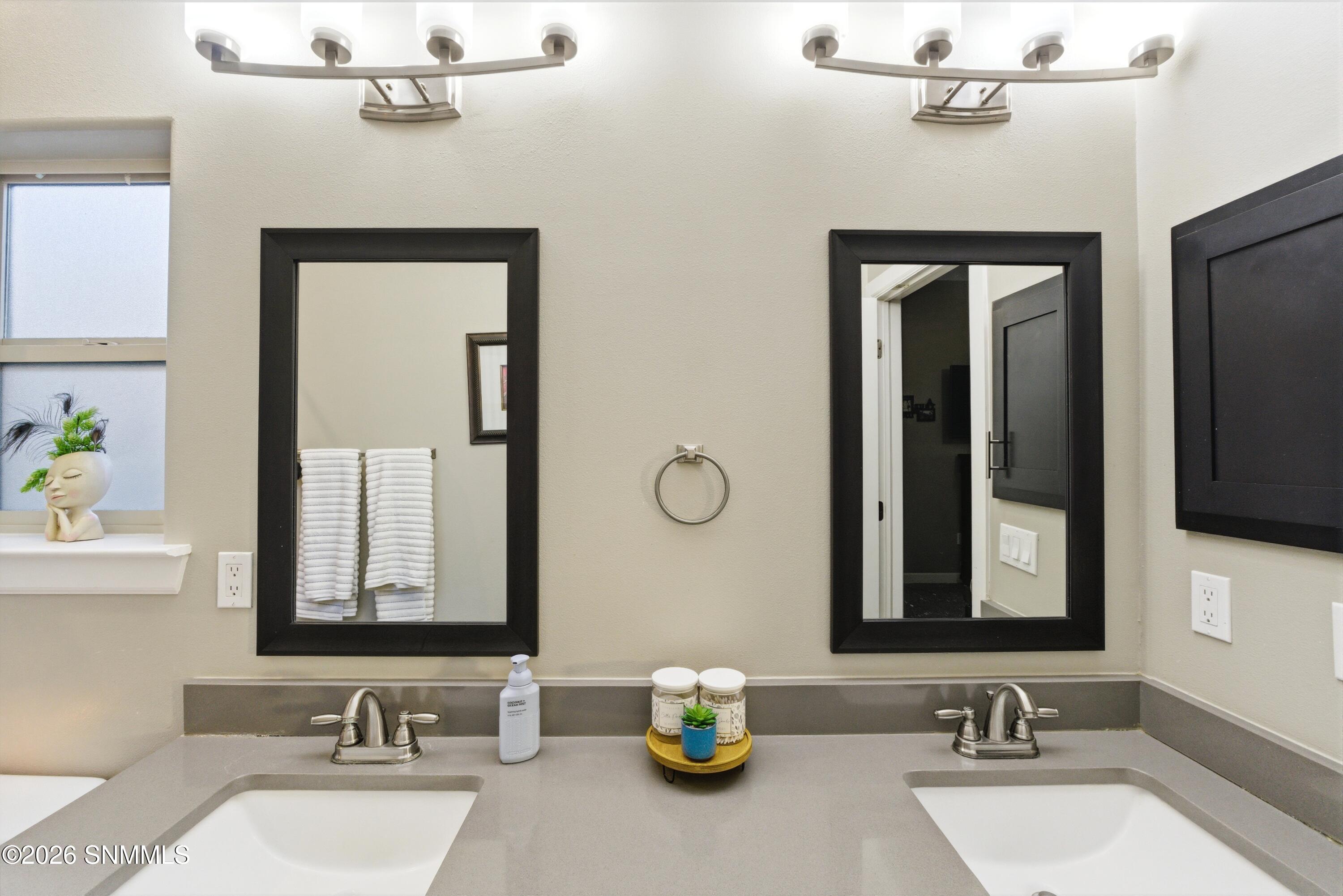 Cactus_Keys_Group_031