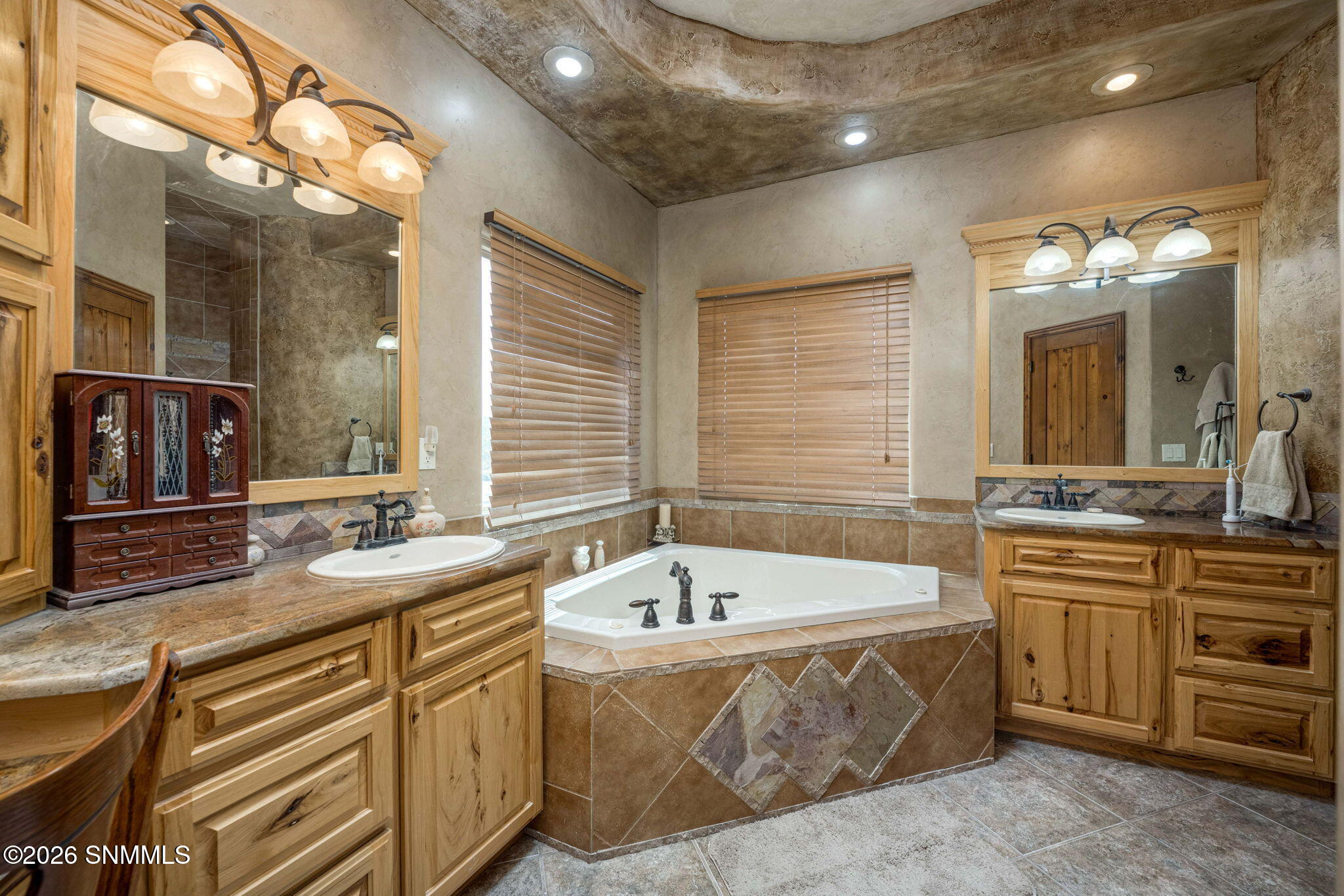 29-web-or-mls-Snappin Homes (SandyBeach5