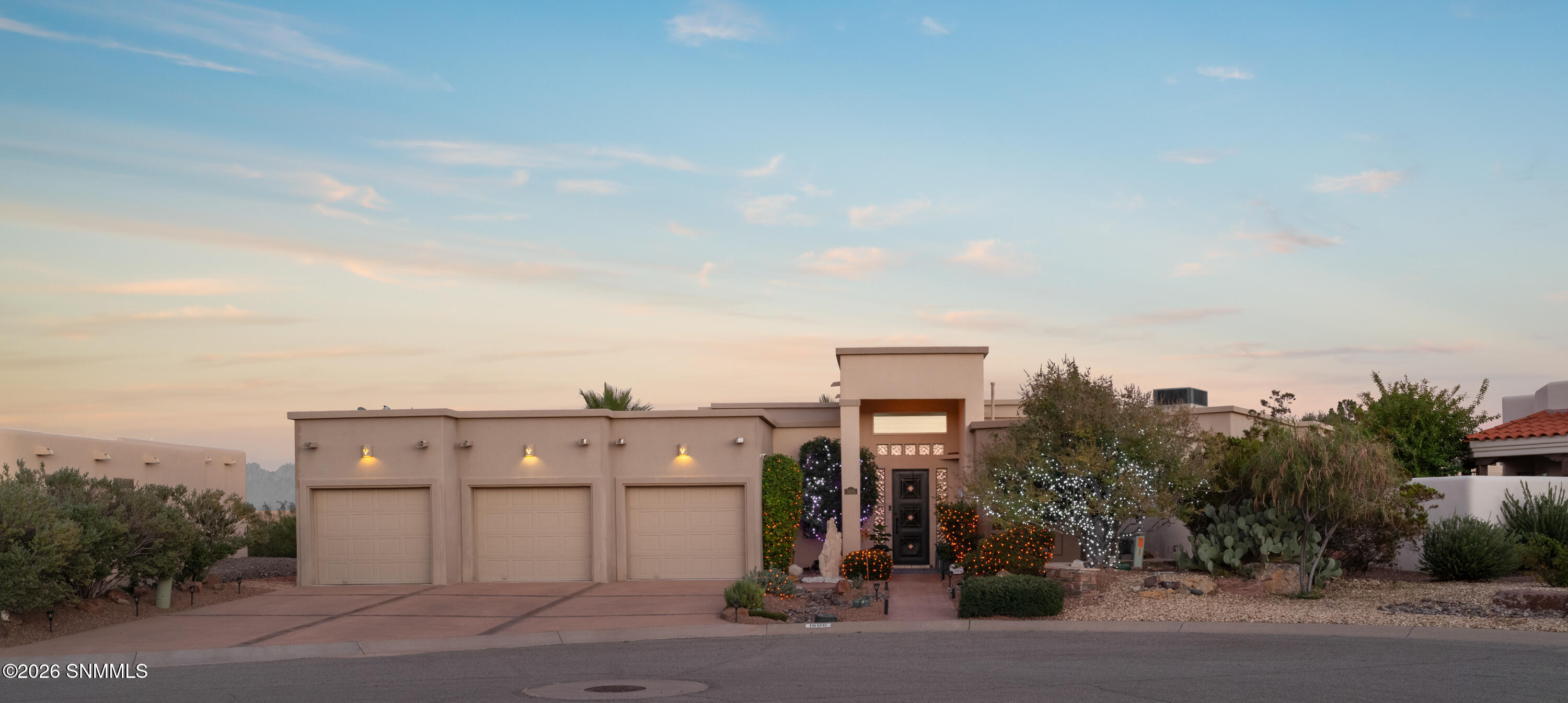 1606-Via-Diamante-MLS-Camera-Guy-5