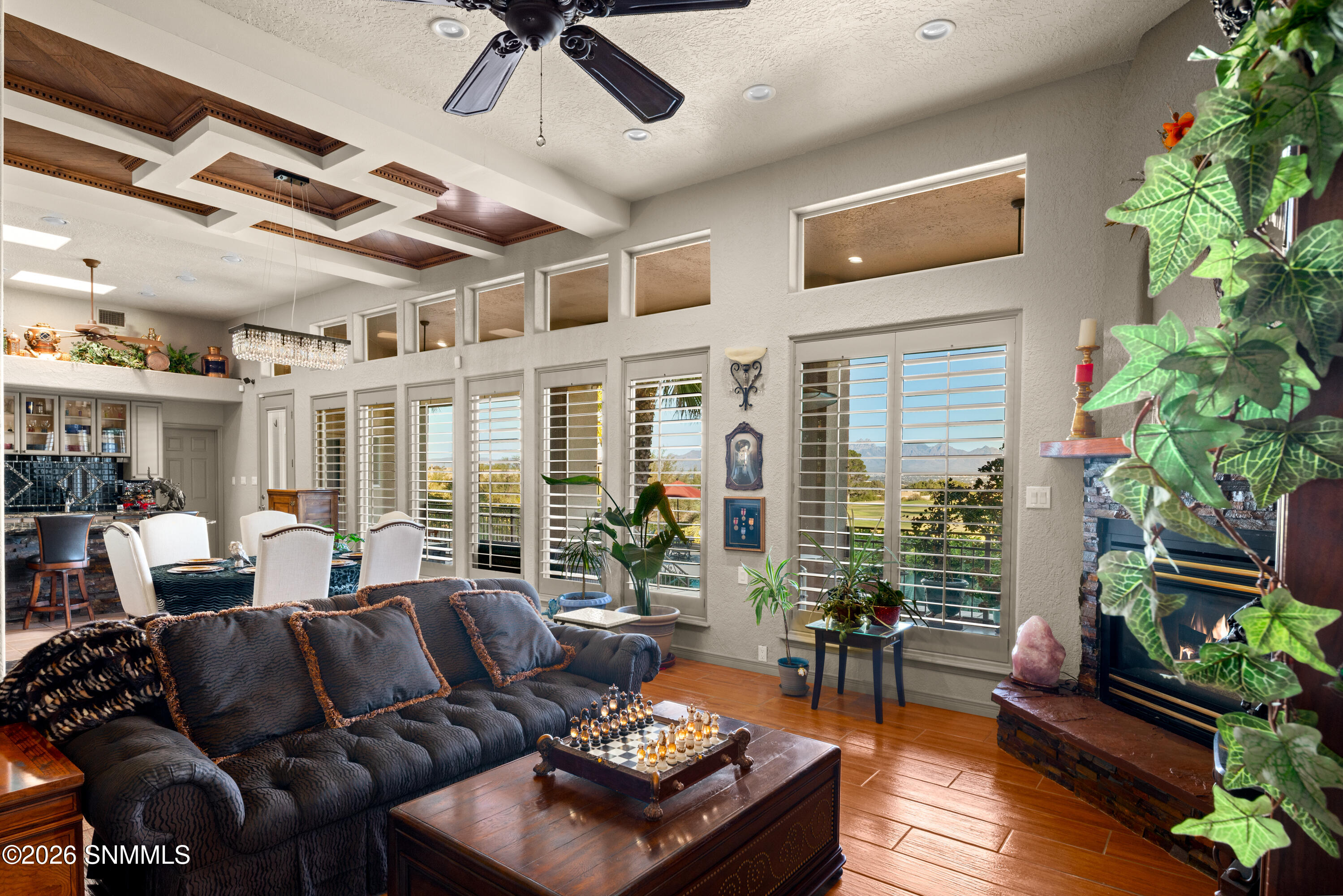 1606-Via-Diamante-MLS-Camera-Guy-17