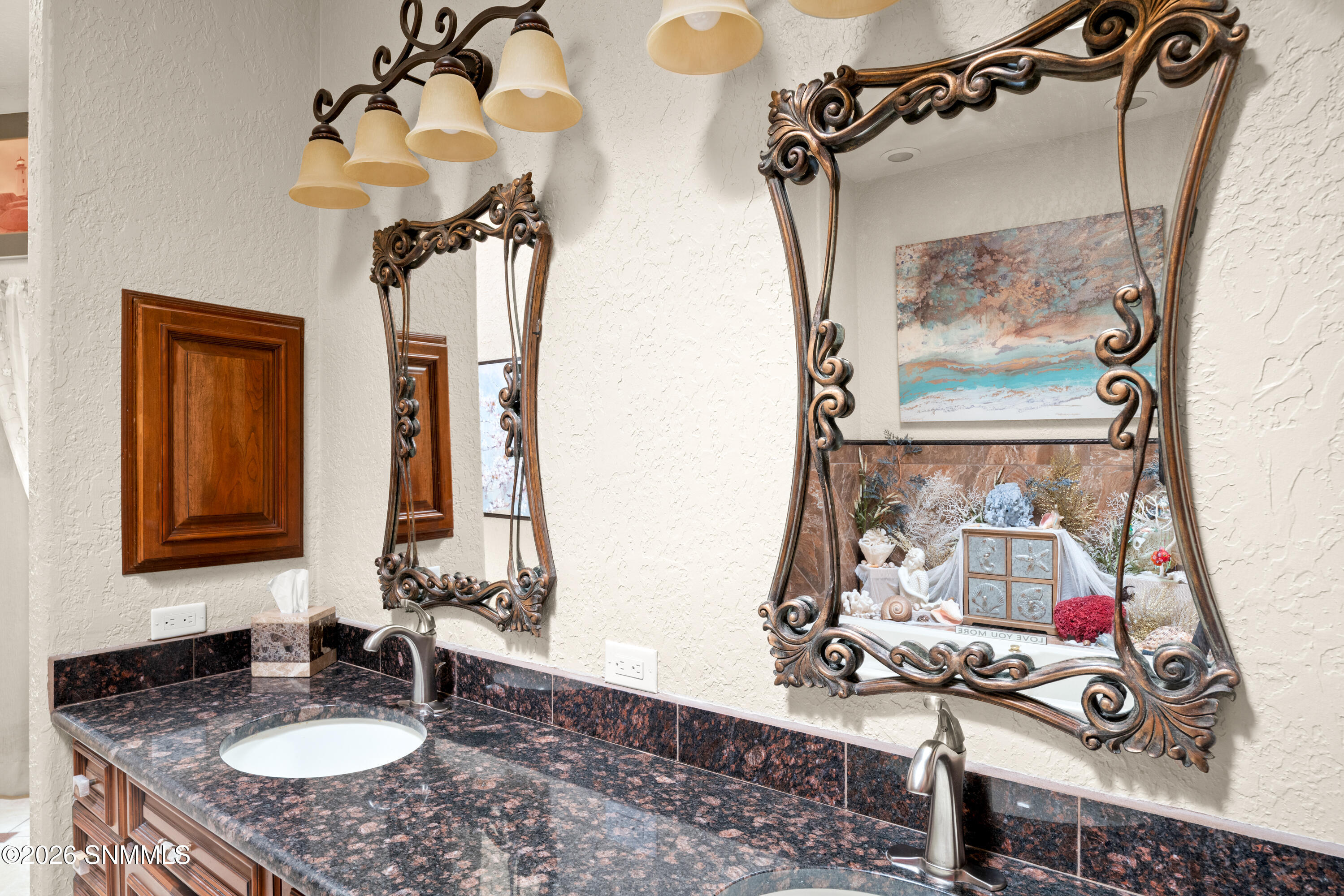 1606-Via-Diamante-MLS-Camera-Guy-32