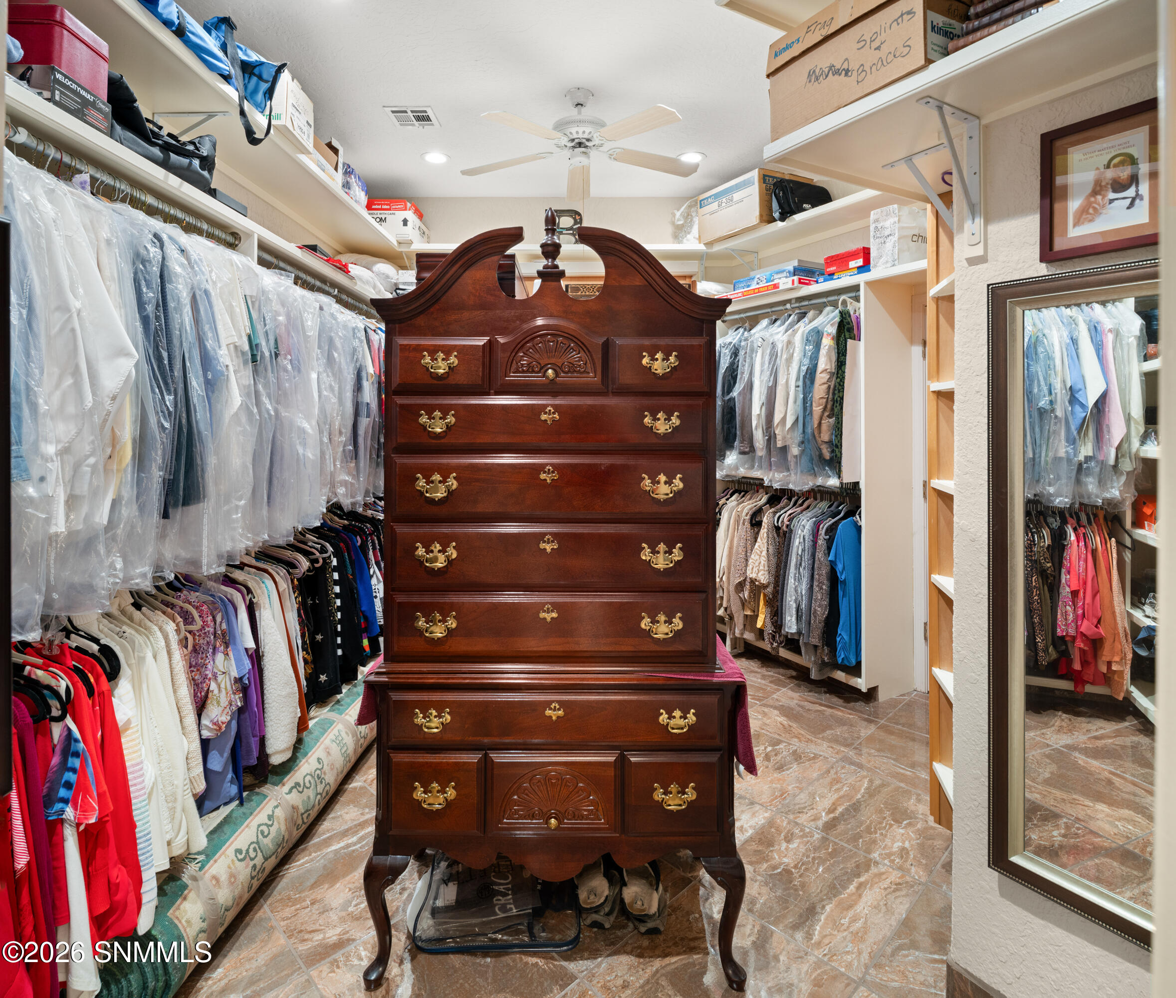 1606-Via-Diamante-MLS-Camera-Guy-33