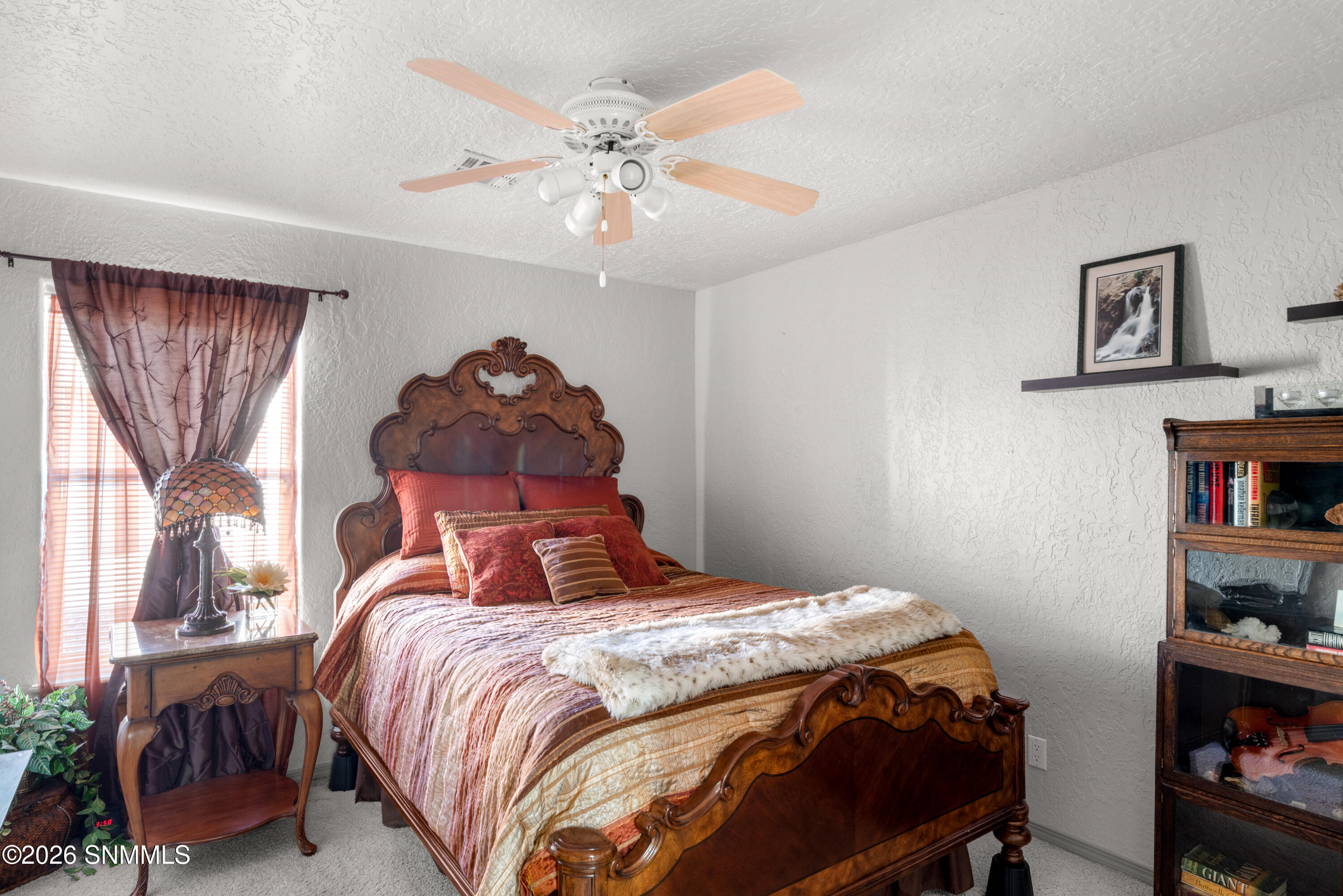 1606-Via-Diamante-MLS-Camera-Guy-38