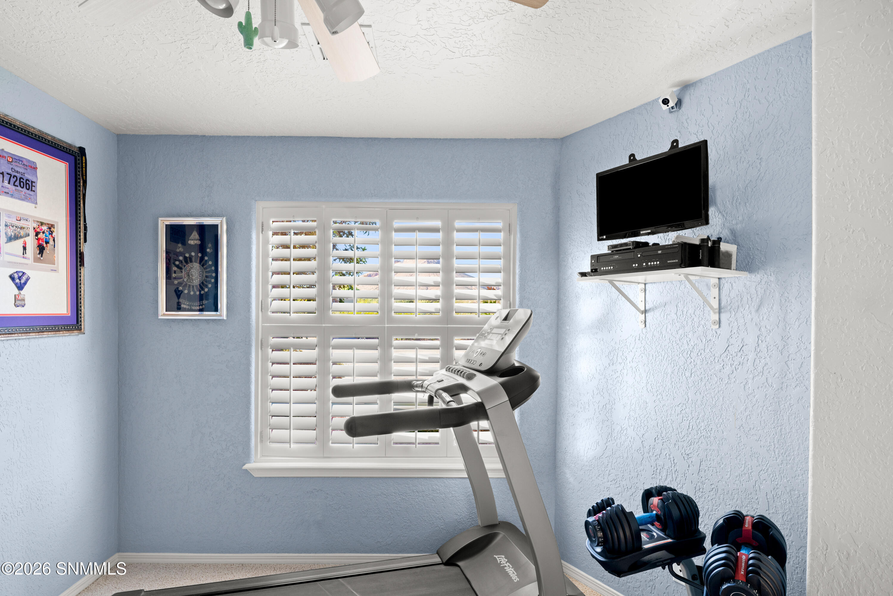 1606-Via-Diamante-MLS-Camera-Guy-45