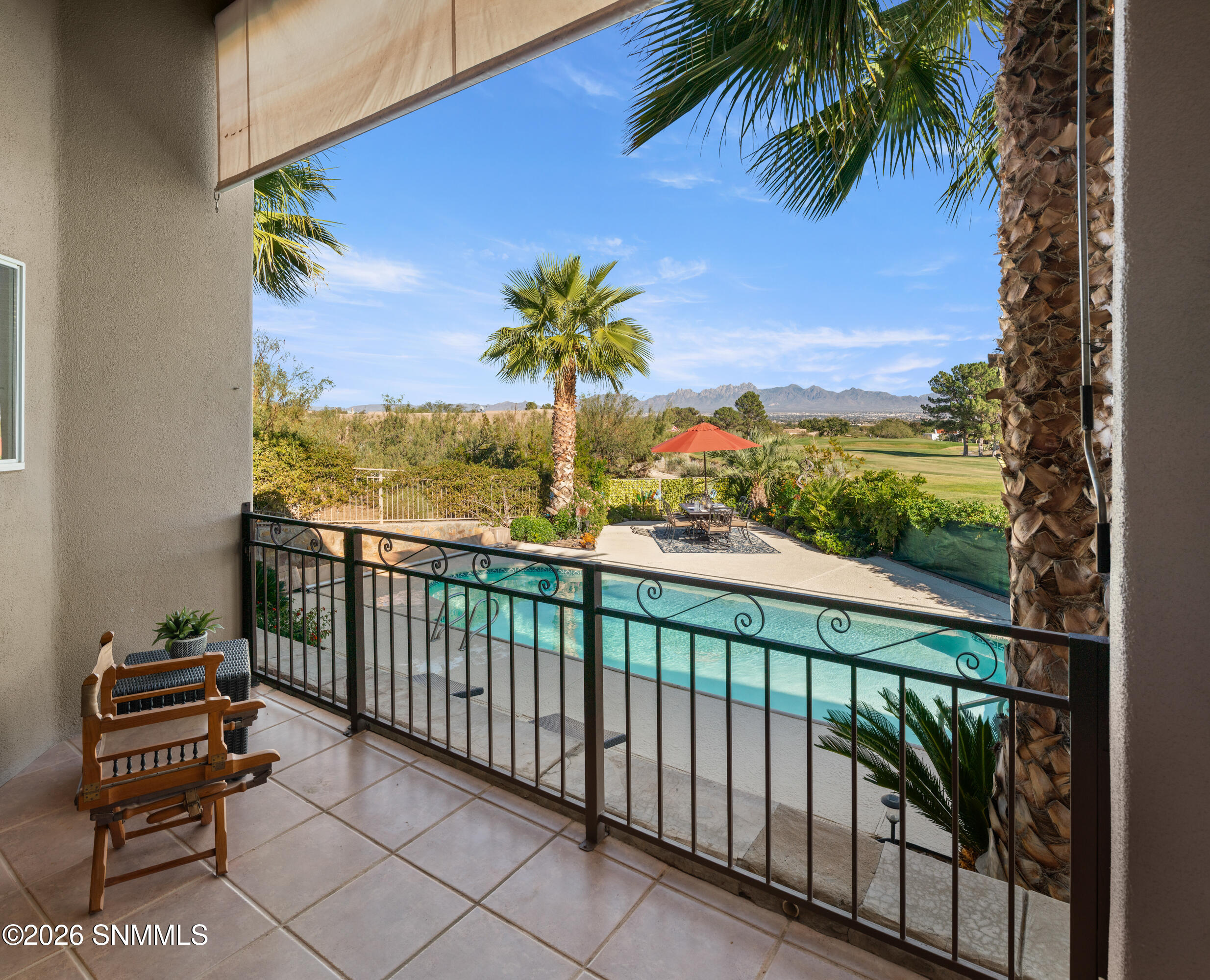 1606-Via-Diamante-MLS-Camera-Guy-65