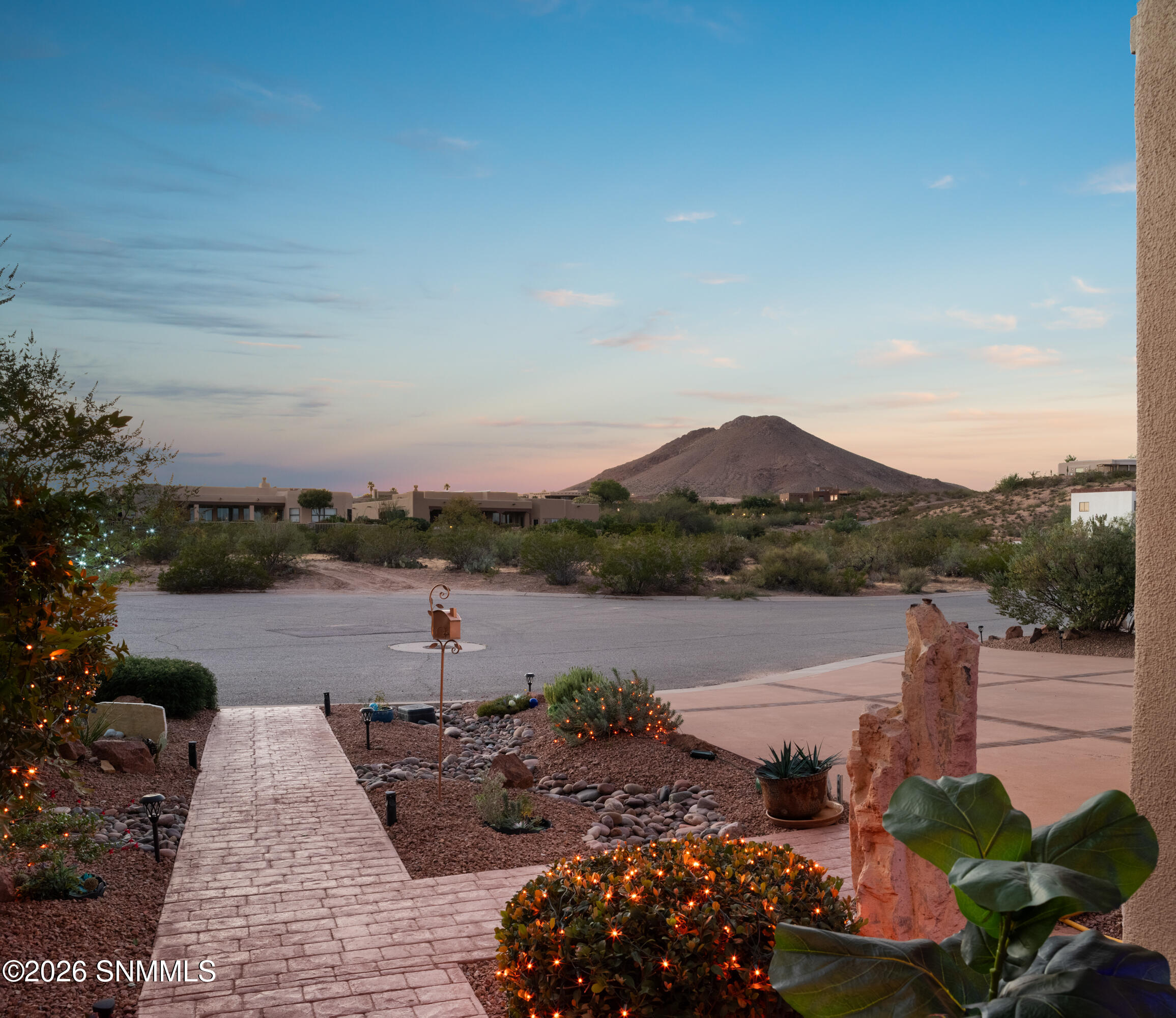 1606-Via-Diamante-MLS-Camera-Guy-53