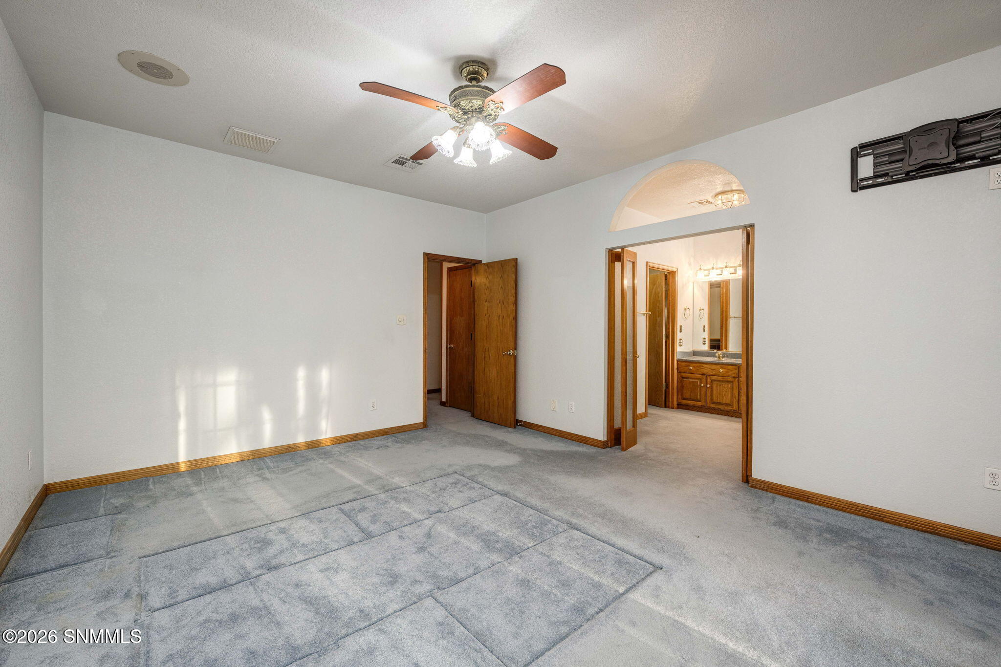 25-web-or-mls-Snappin Homes (Northwind44