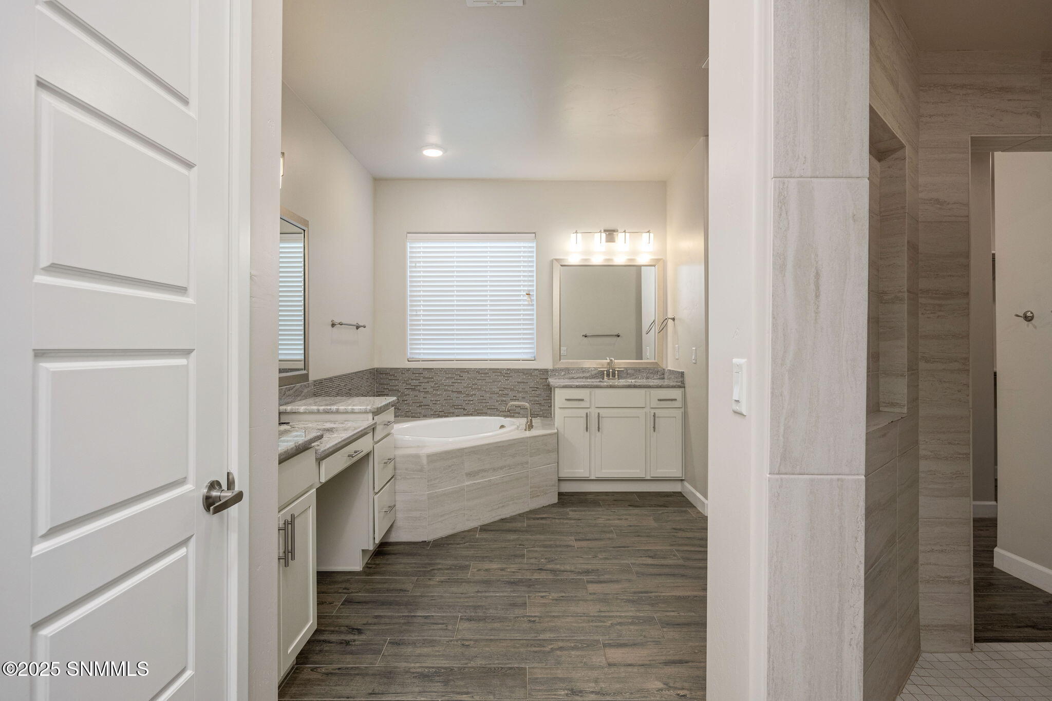 23-web-or-mls-Snappin Homes (Talon3761)-