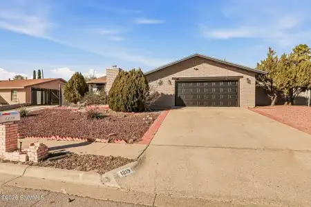 1219 Mages Street, Las Cruces, New Mexico 88005, 3 Bedrooms Bedrooms, ,2 BathroomsBathrooms,Residential,For Sale,Mages,2600190