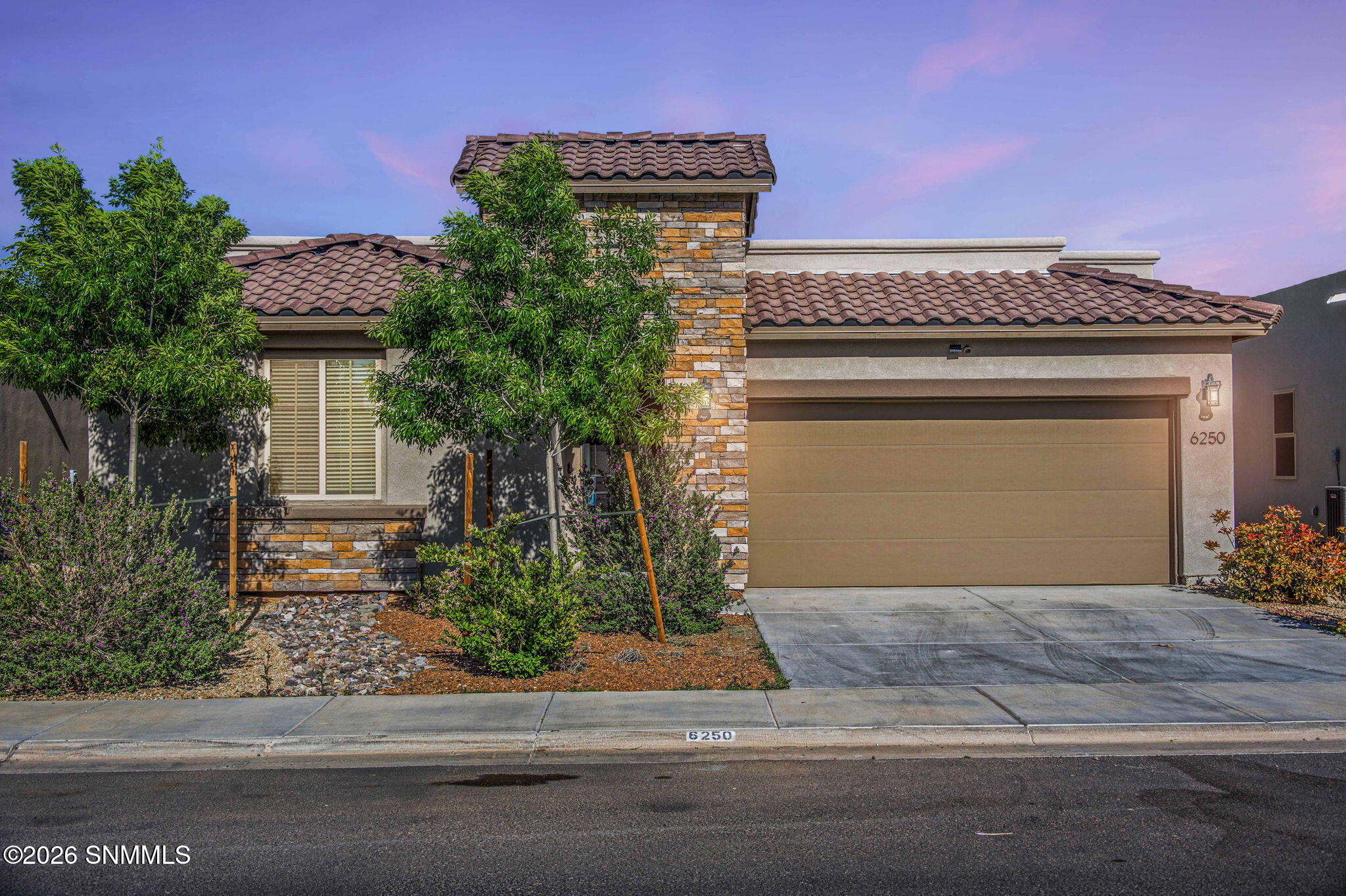 44-web-or-mls-Snappin Homes (Rosemary625