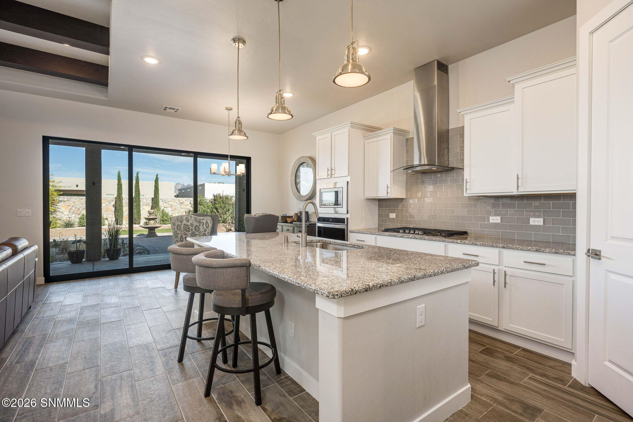 13-web-or-mls-Snappin Homes (Rosemary625