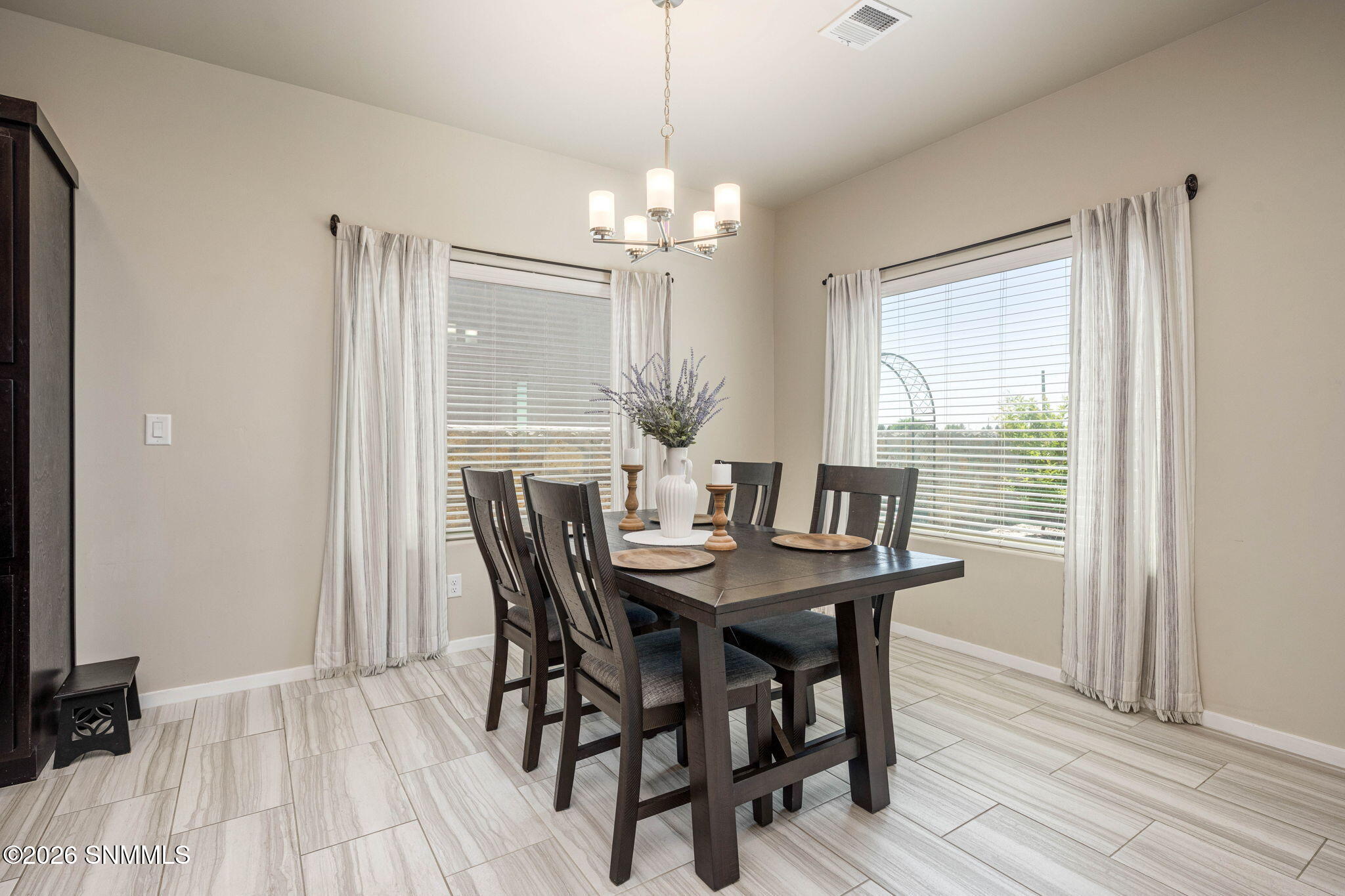 15-web-or-mls-Snappin Homes (Caspian3866