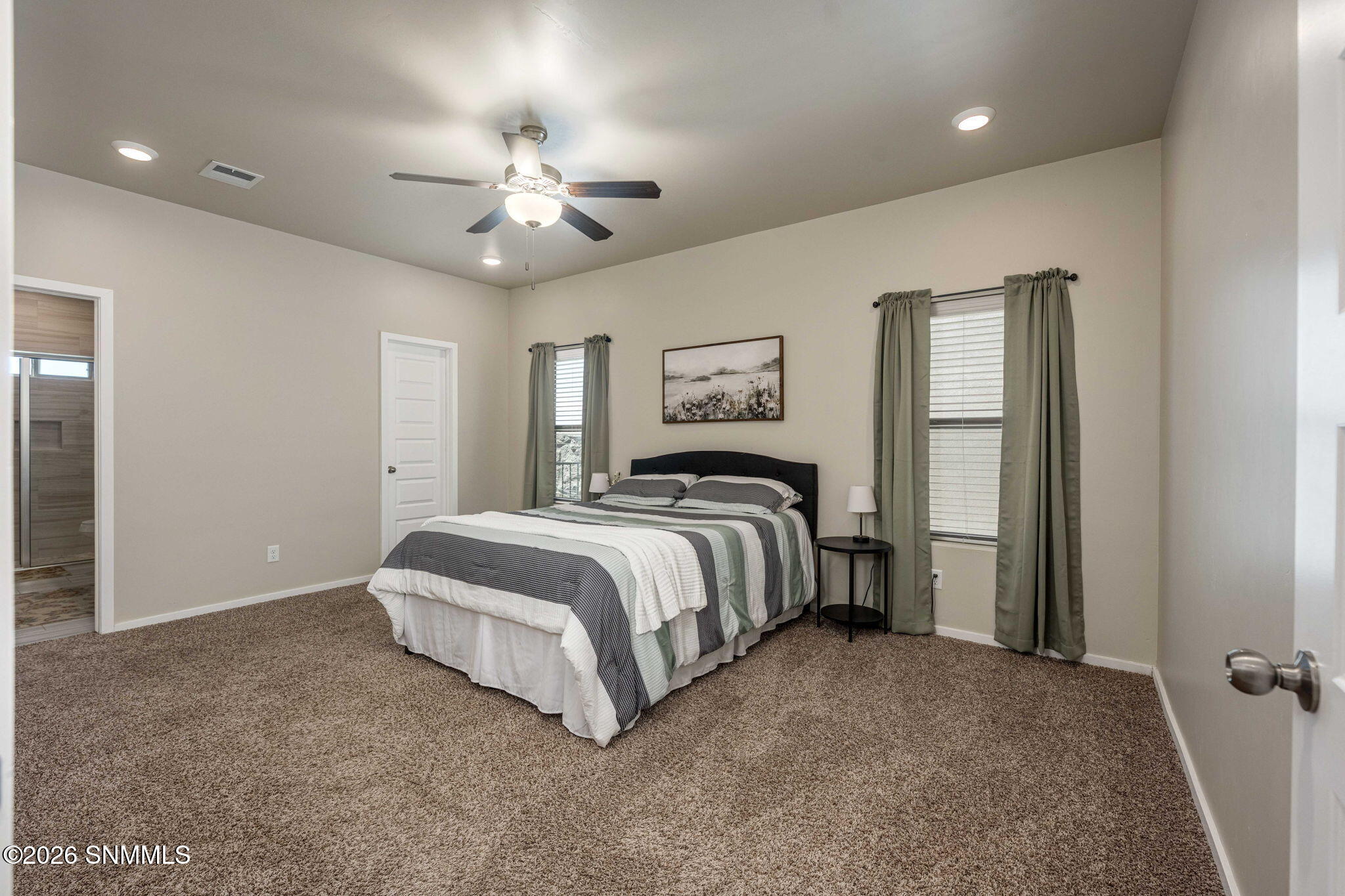 18-web-or-mls-Snappin Homes (Caspian3866