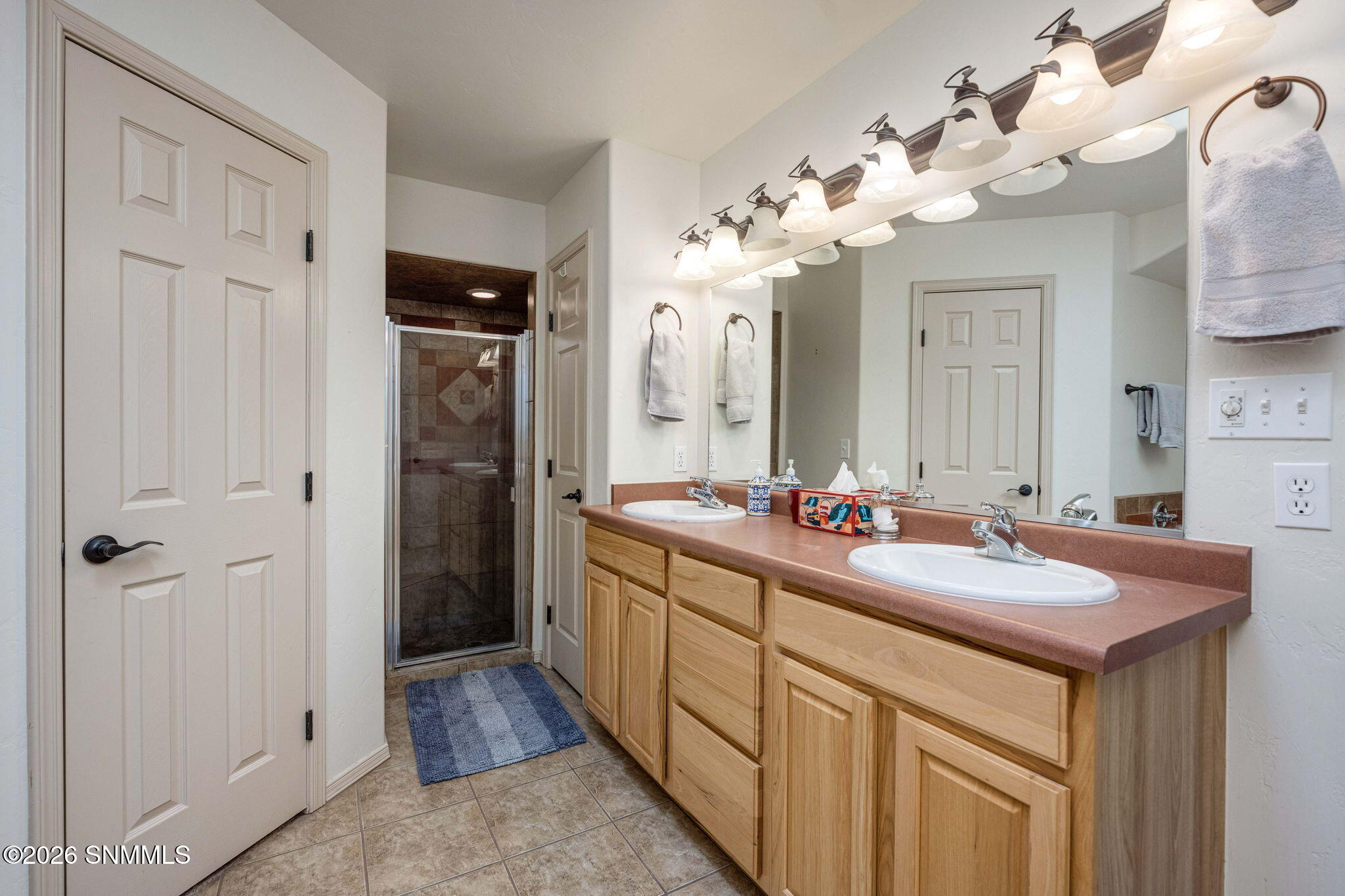 25-web-or-mls-Snappin Homes (Cedardale53