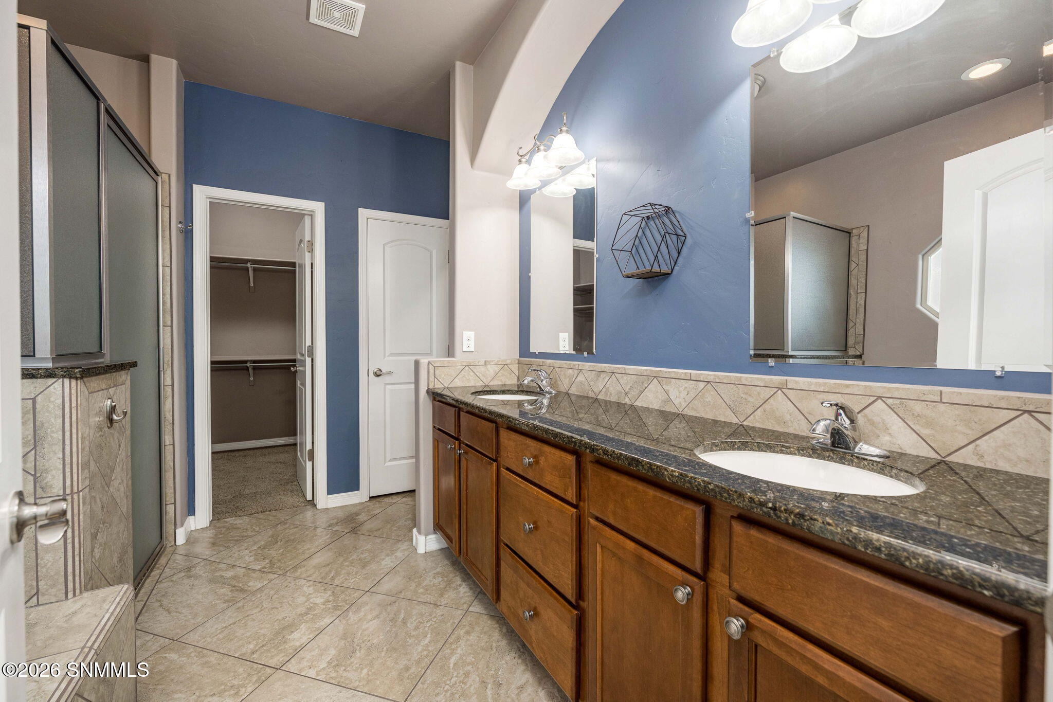 24-web-or-mls-Snappin Homes (SanClemente