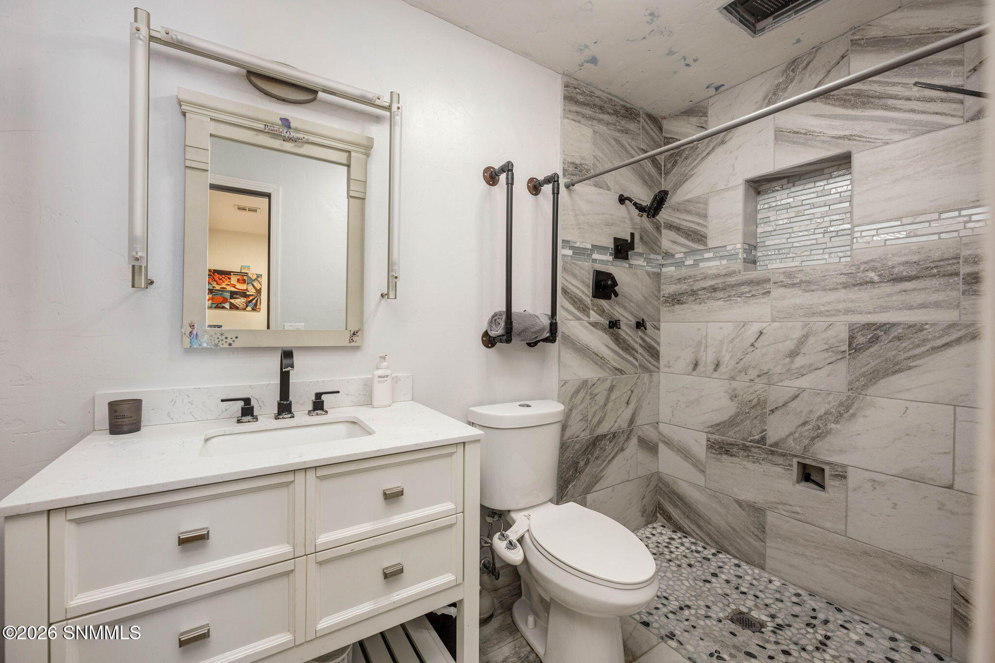 11-web-or-mls-Snappin Homes (Poplar1130)