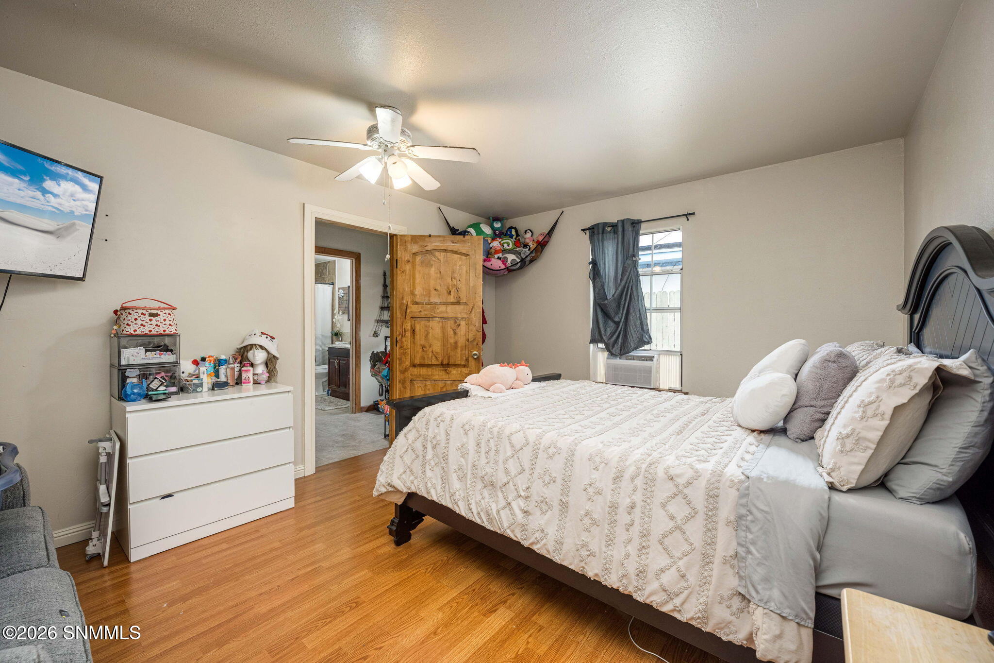 24-web-or-mls-Snappin Homes (Poplar1130)