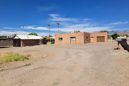 2315 El Paseo Road, Las Cruces, New Mexico 88001, 4 Bedrooms Bedrooms, ,3 BathroomsBathrooms,Residential,For Sale,El Paseo,2601323
