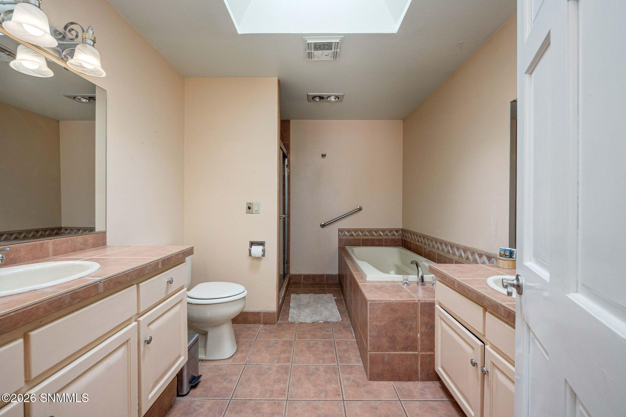 25-web-or-mls-Snappin Homes (VistaDeOro6