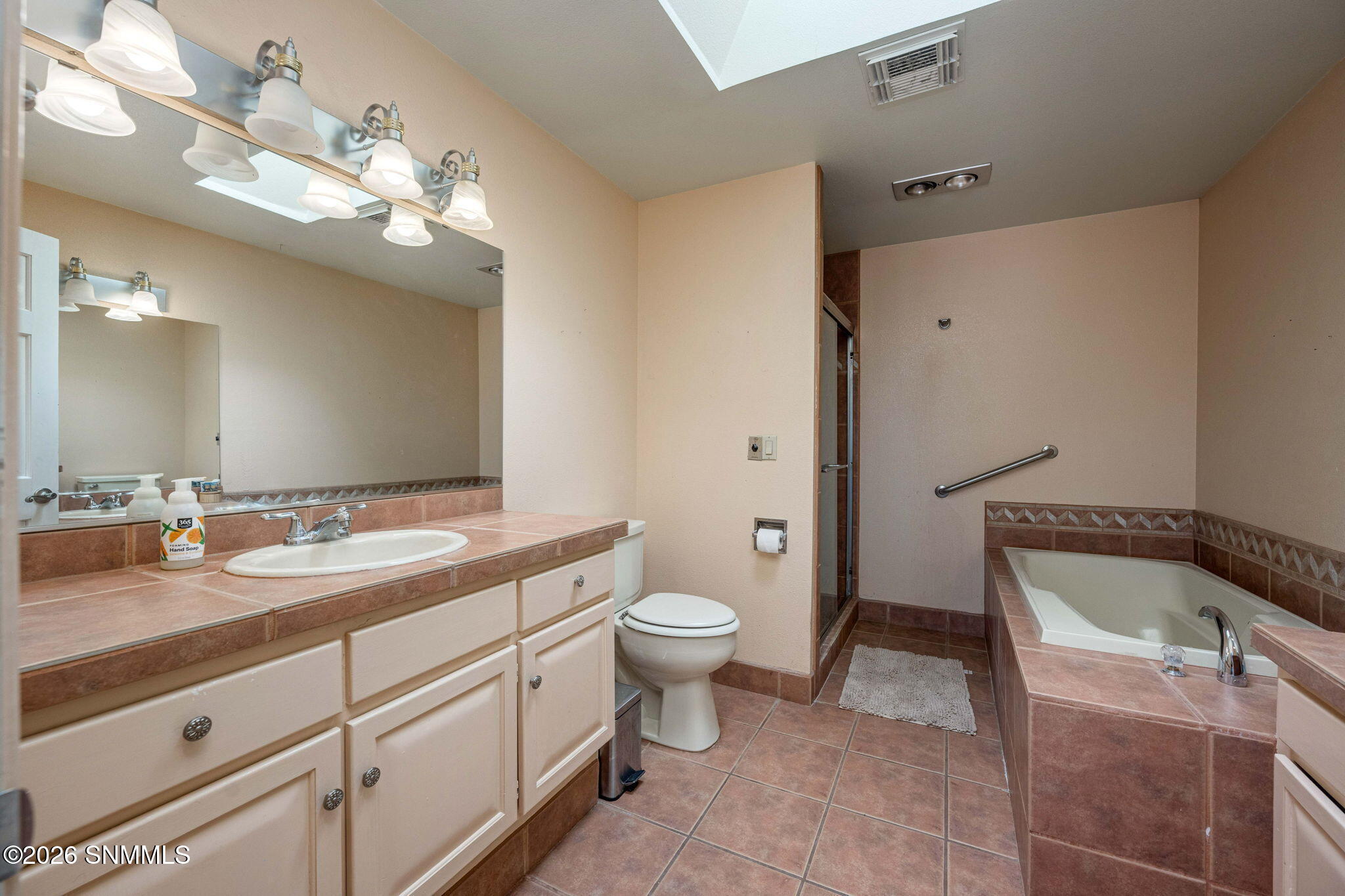 26-web-or-mls-Snappin Homes (VistaDeOro6