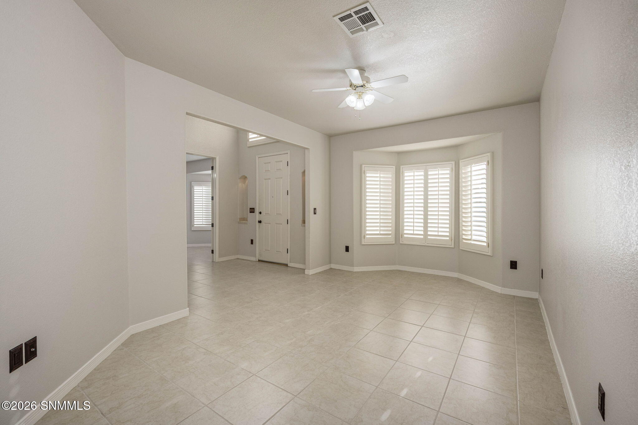 15-web-or-mls-Snappin Homes (Allande3740