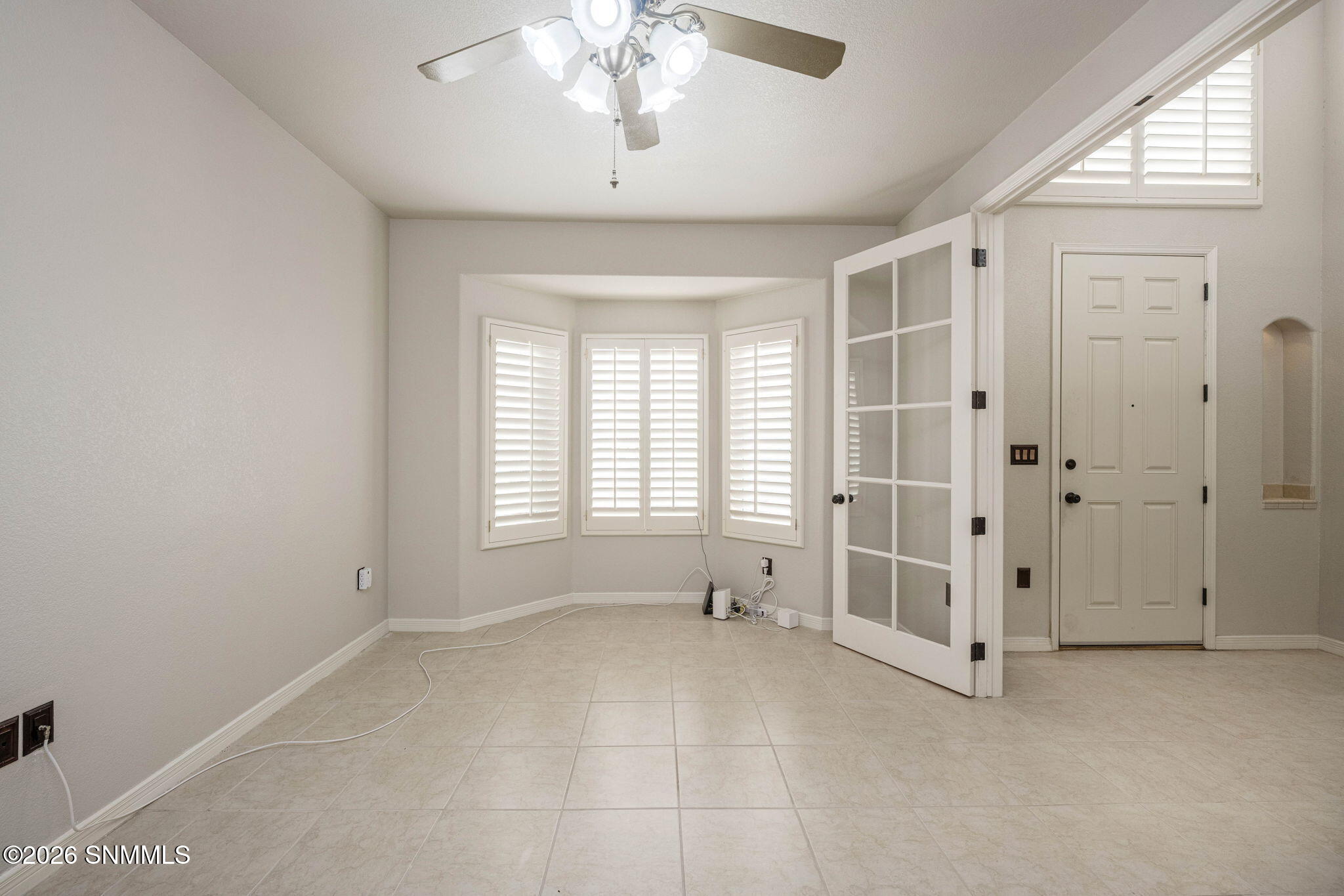 21-web-or-mls-Snappin Homes (Allande3740