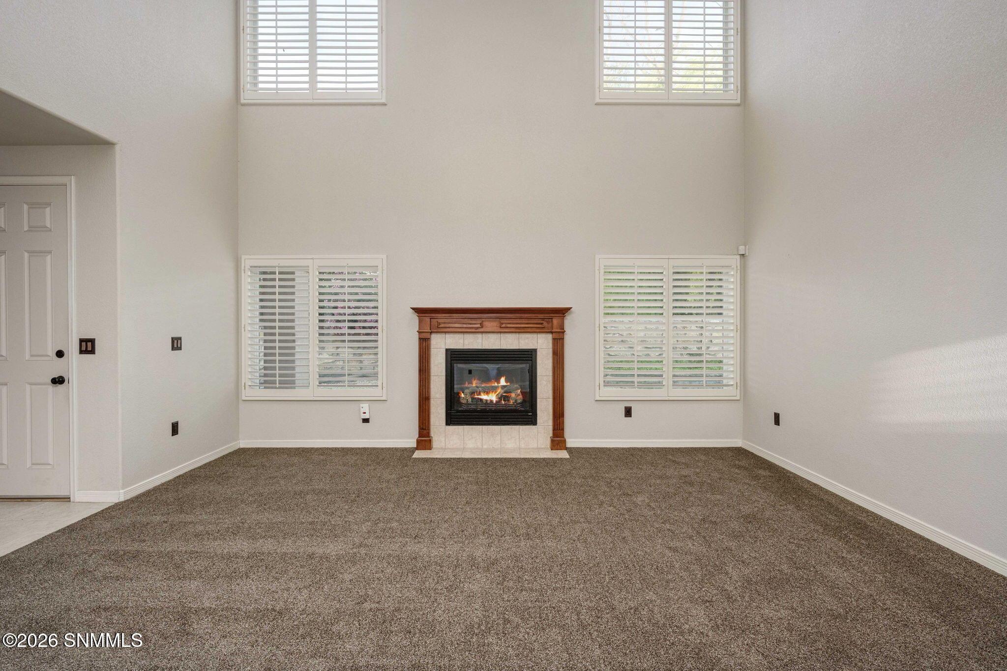 6-web-or-mls-Snappin Homes (Allande3740)